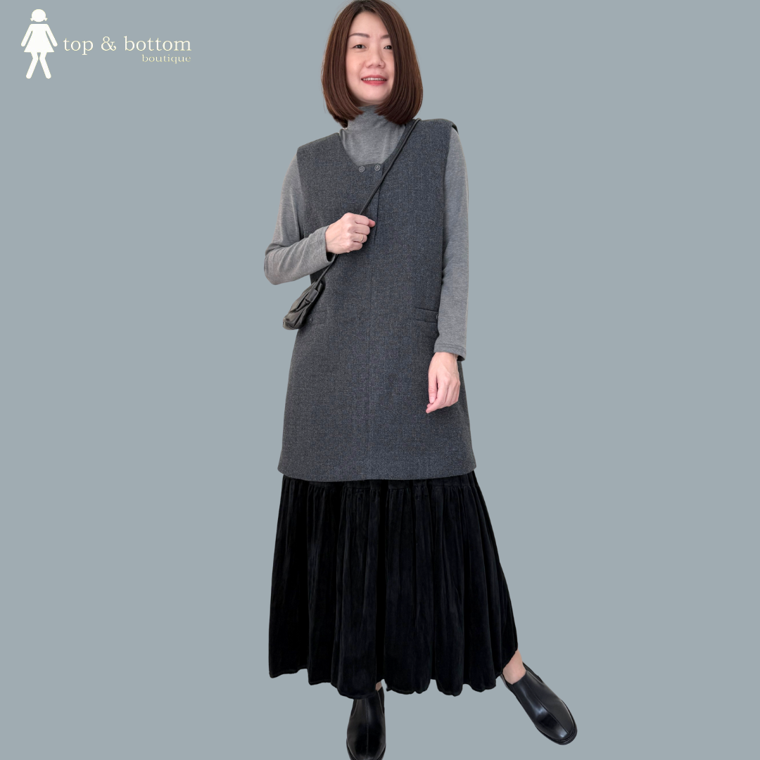 SUEDE BUTTON SHORT DRESS WITH TURTLE NECK INNER