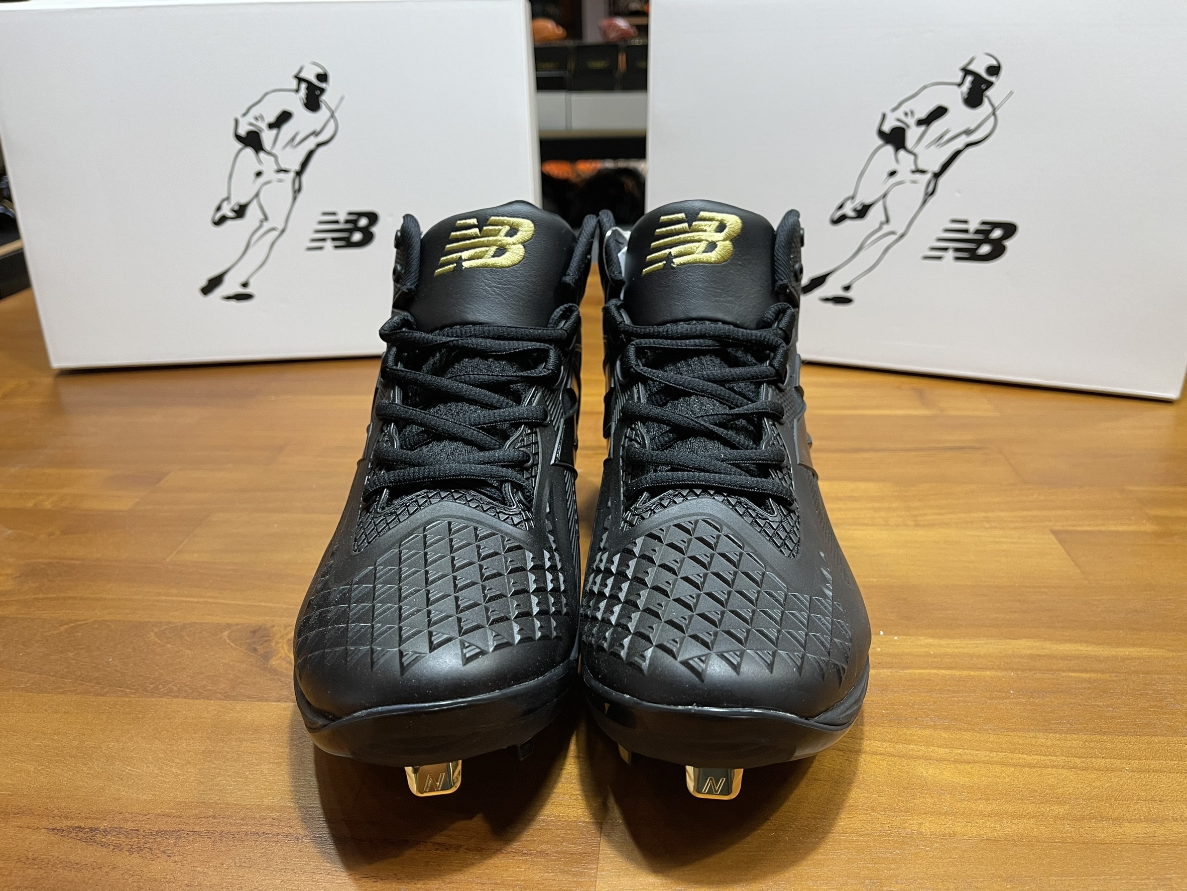 日本進口NEW BALANCE Ohtani v1 MSHO 大谷翔平棒球釘鞋AK1 黑色