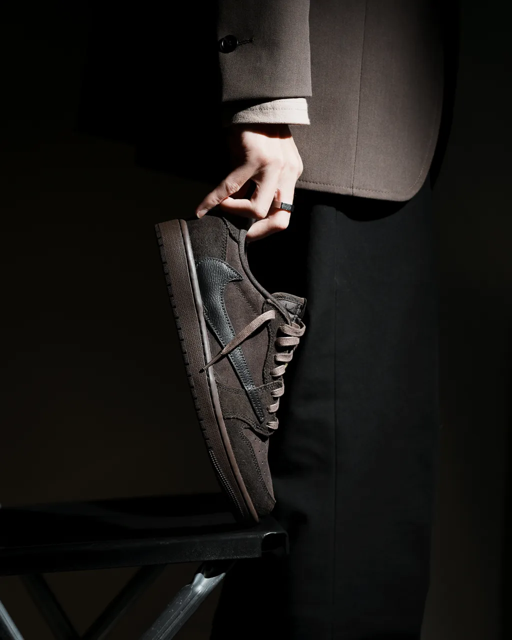 (預訂) Travis Scott x Air Jordan 1 Low OG SP - Velvet Brown