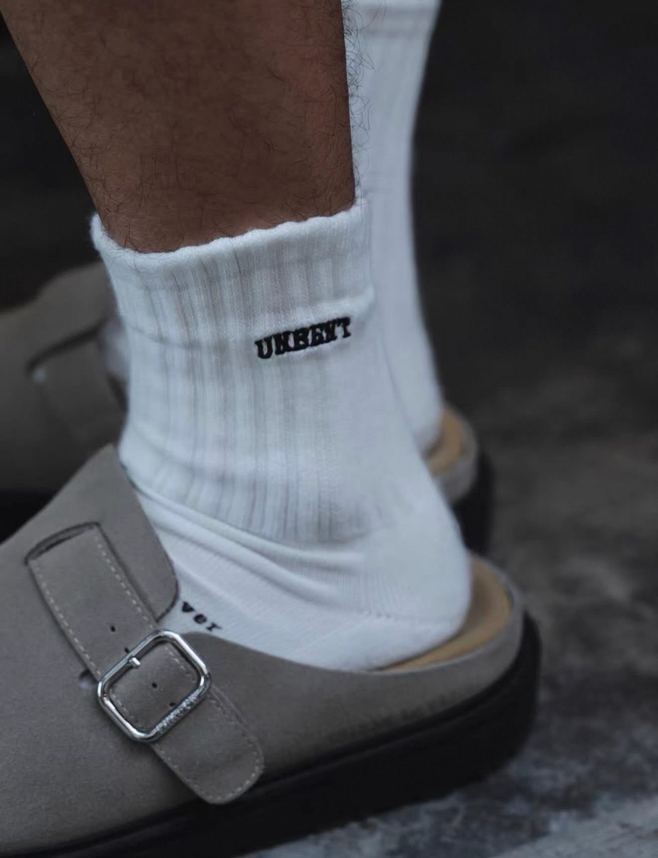 Unbent 刺繡LOGO 毛巾底 中長襪 be formless shapeless