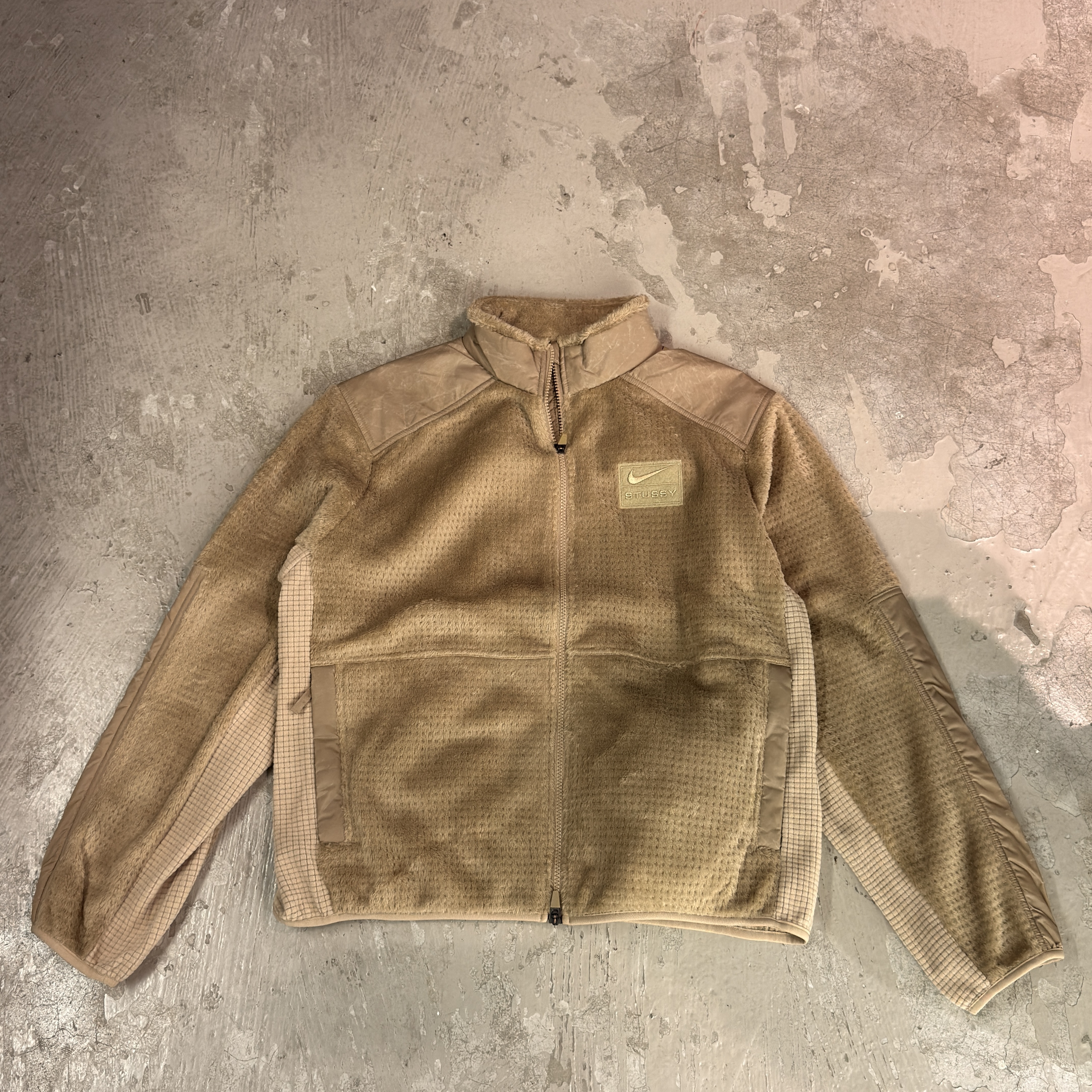 [Instock] Nike X Stüssy Fleece Jacket Khaki | HQ8525-223