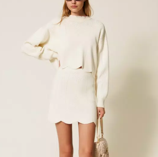1TS1008-018 TWINSET Scalloped cropped jumper White Snow #252TT3210 (C-BO-E)