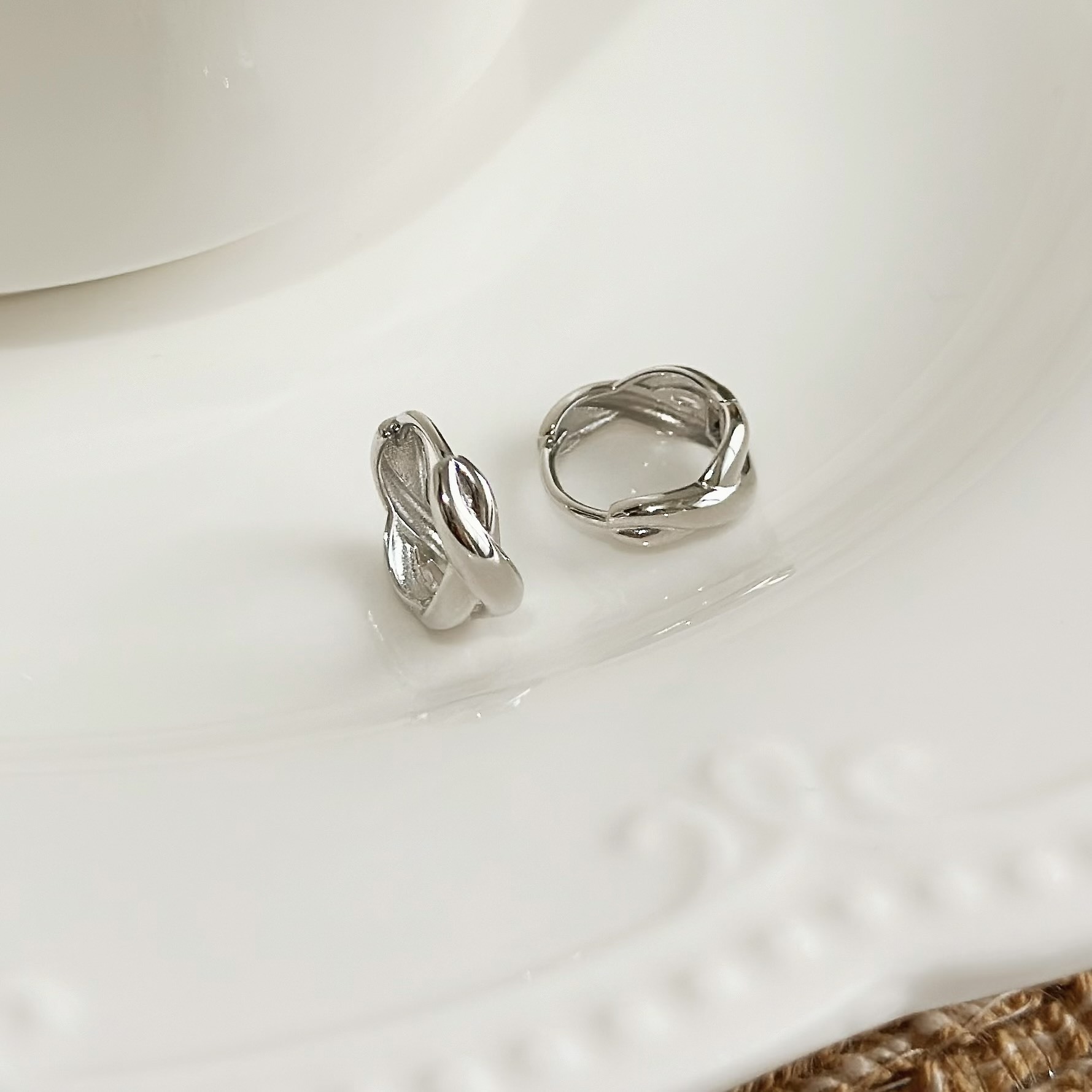 【輕奢】素面交叉純銀易扣