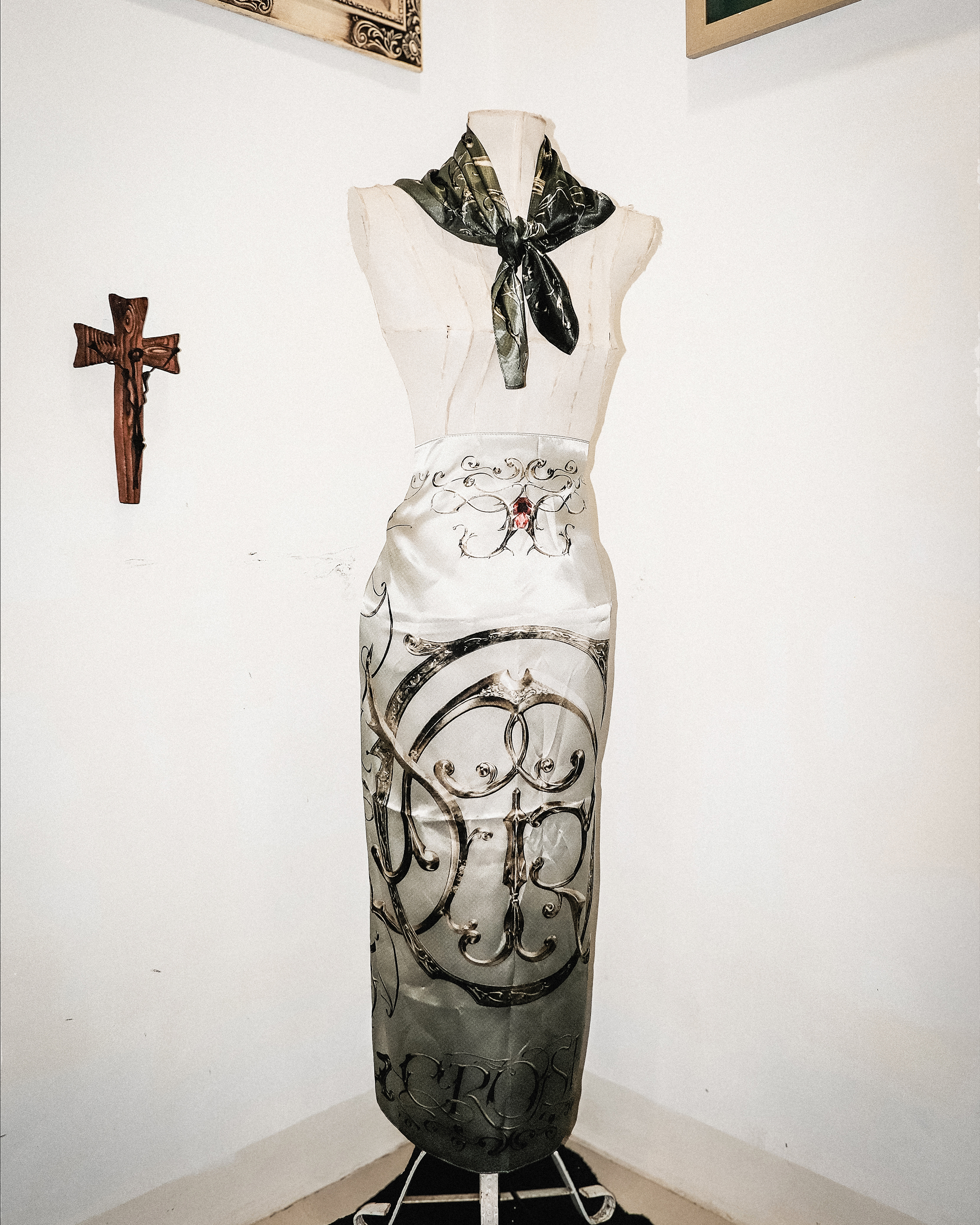 CROSE 族徽絲巾 (墨綠)