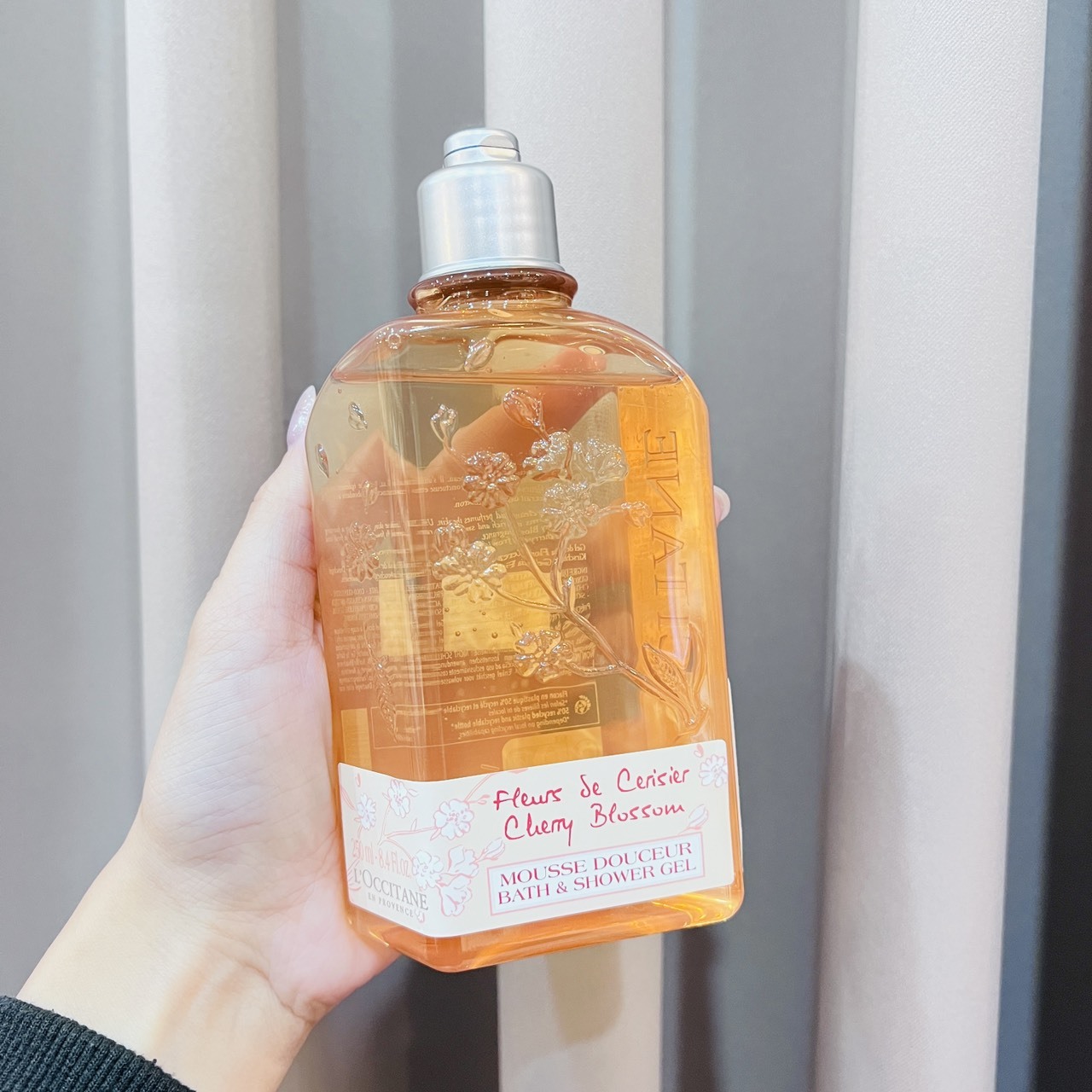 L’OCCITANE 歐舒丹櫻花沐浴膠250ml