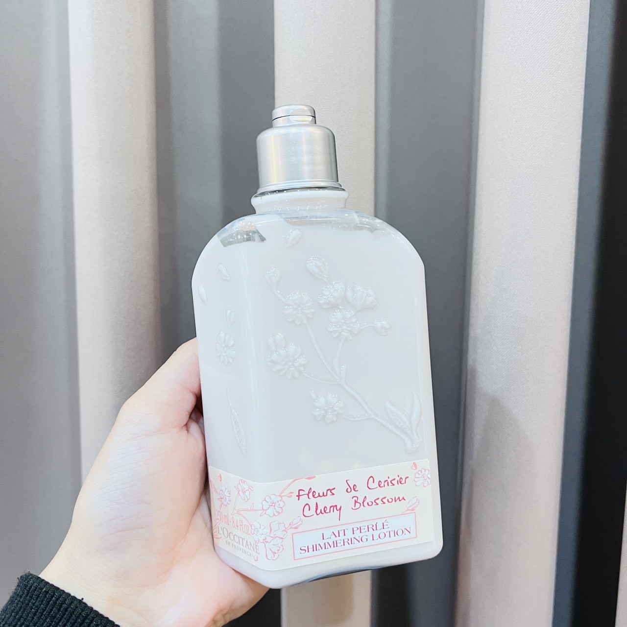 L’OCCITANE 歐舒丹 櫻花美體乳250ml