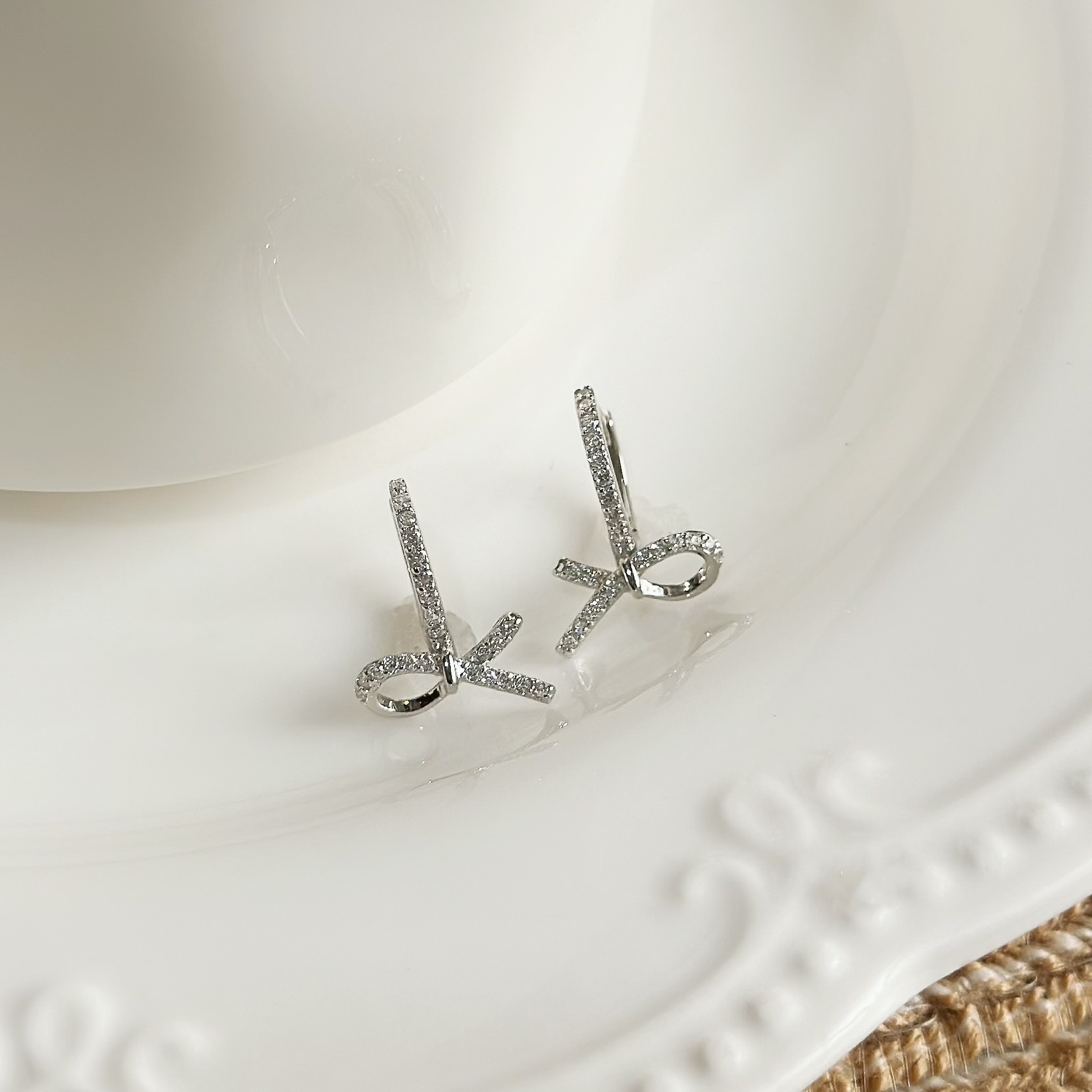 【輕奢】排鑽蝴蝶結純銀易扣