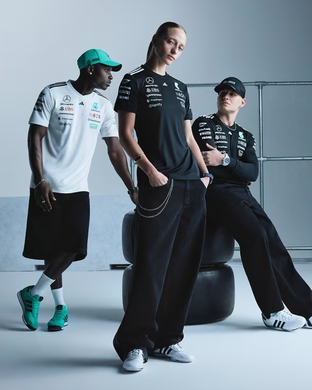 <全台最低價！> Adidas 愛迪達 MERCEDES - AMG F1 賽車 車隊聯名 黑/白 短T JW5361/JX5798