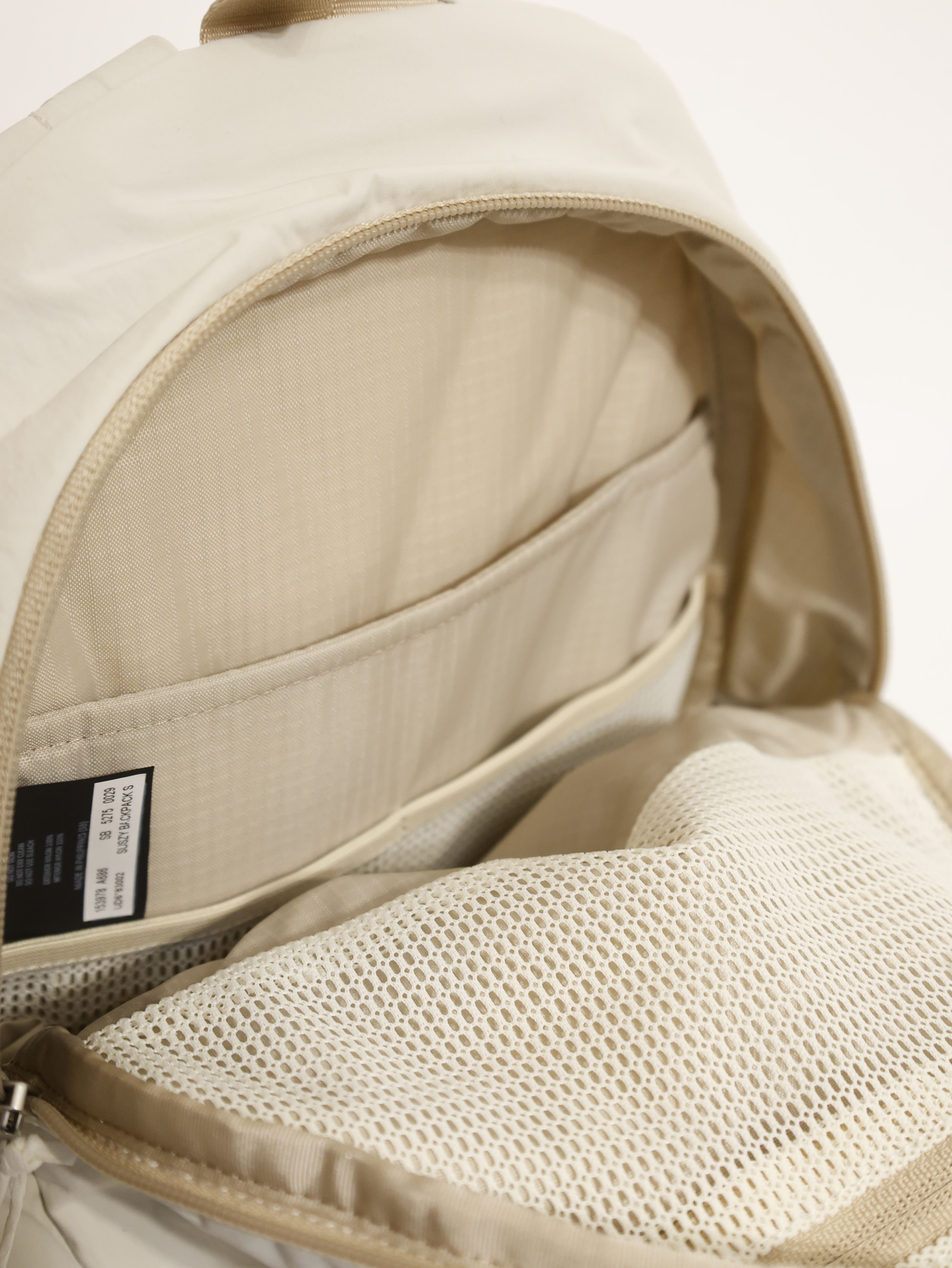 美國背包品牌 日系設計 日本線 GREGORY 12L SUSZY後背包 GG153978 輕量街頭 網美穿搭必備