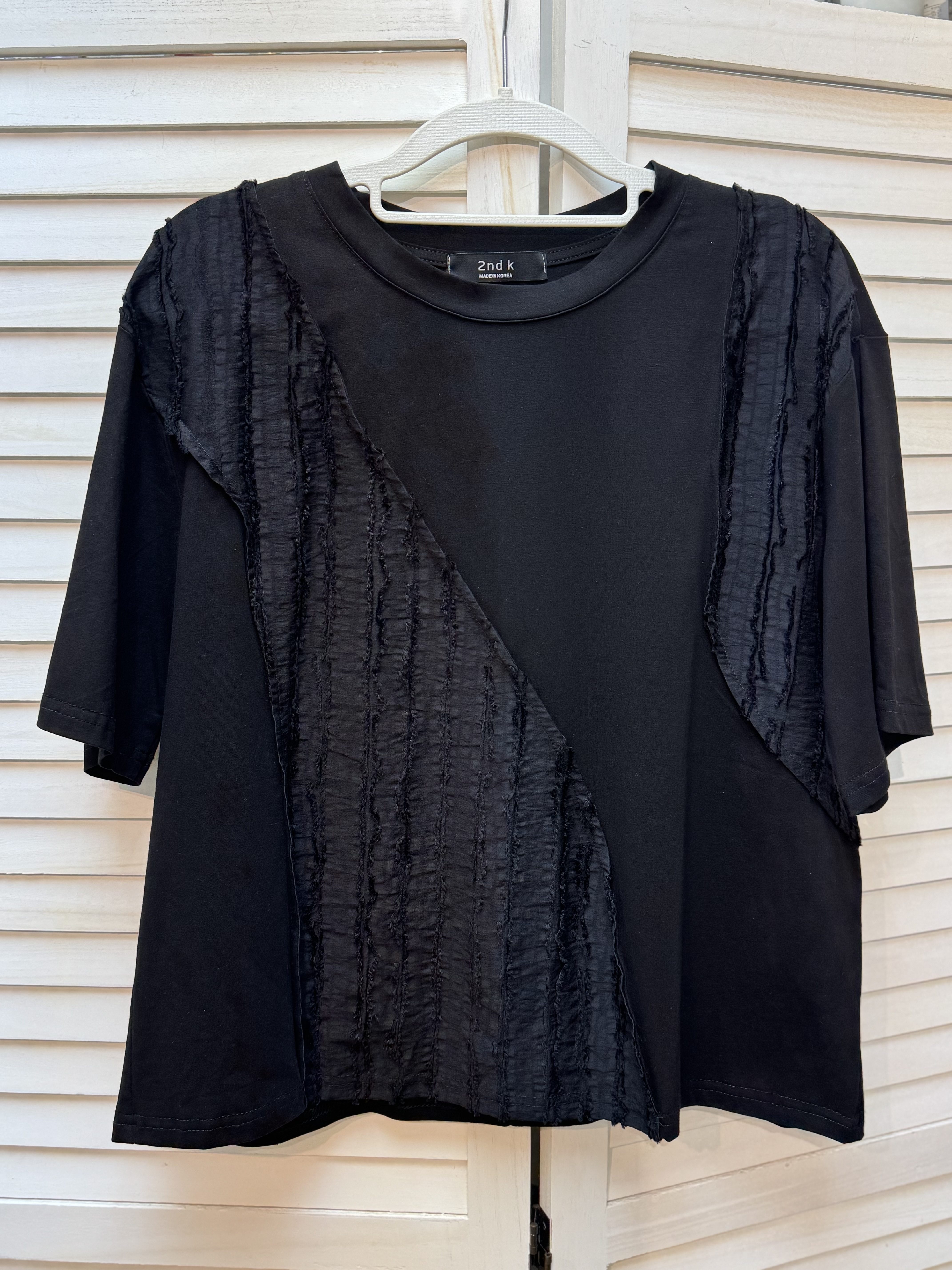 G20 韓國 黑色併布TOP 胸46 長23