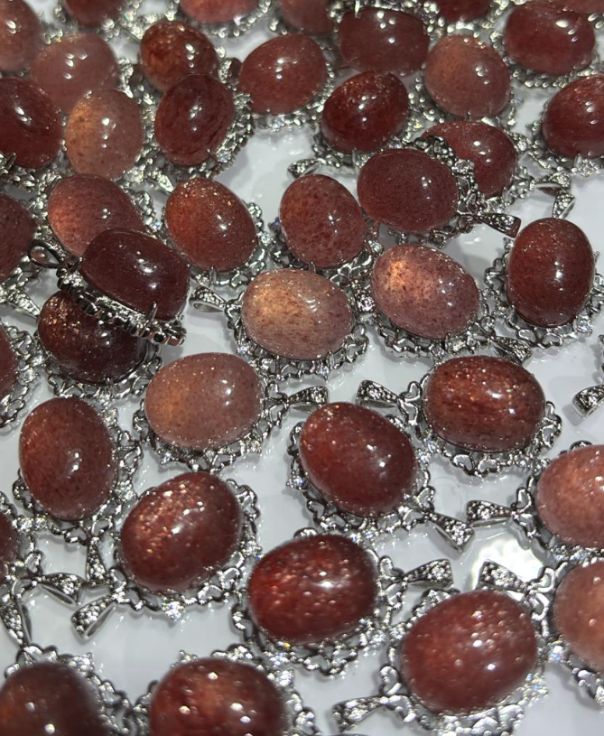 251004 - C11 星光紅草莓大界面鑲嵌吊咀1粒+送 鈦鋼鏈