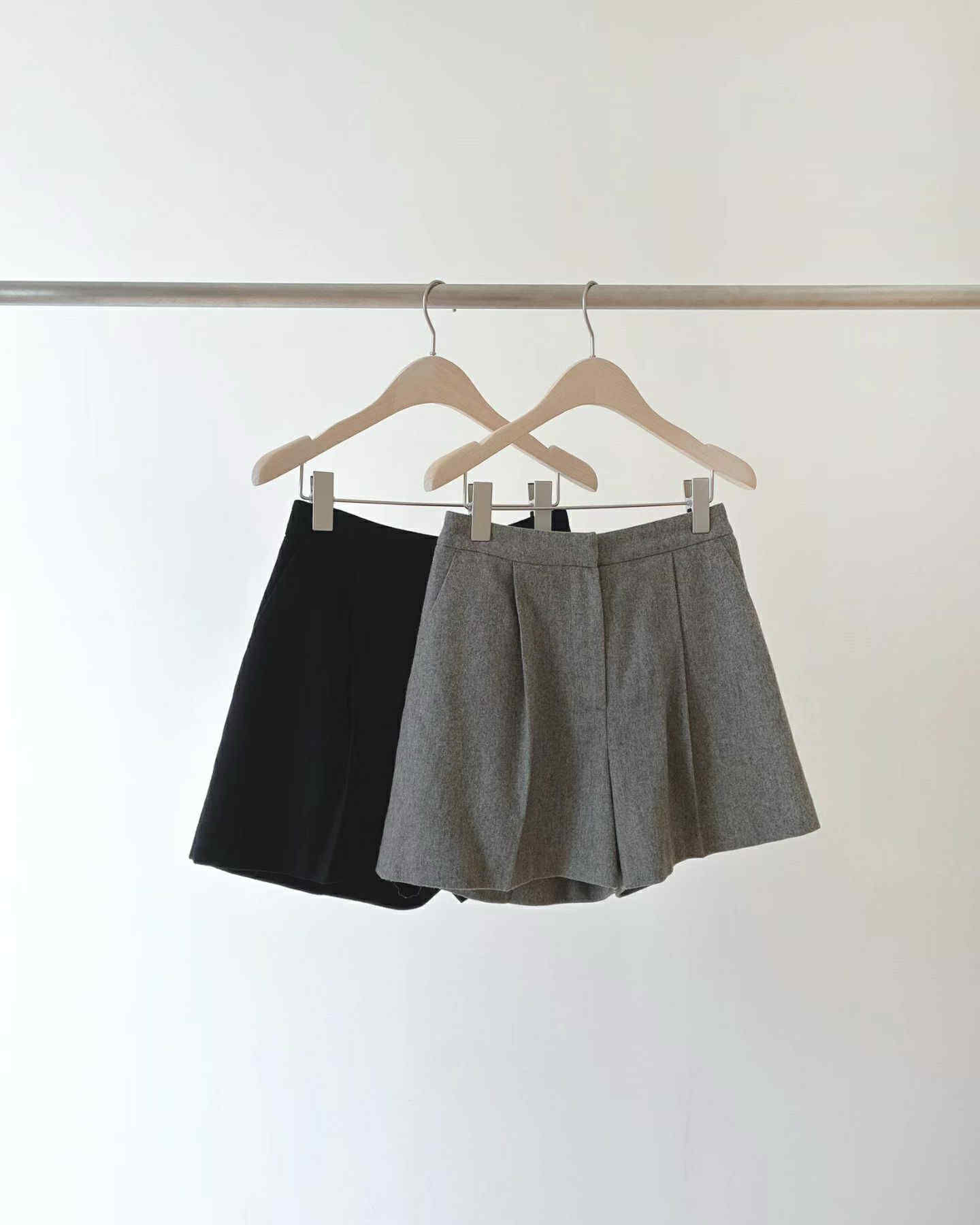 MA01 100%羊毛打摺A字型短褲