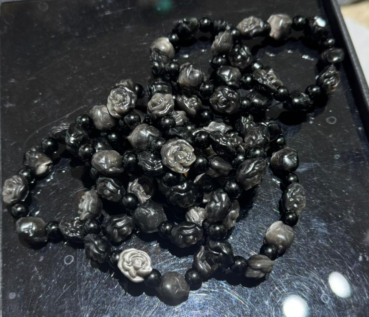 251004 - C52 銀曜石玫瑰花雕刻手串