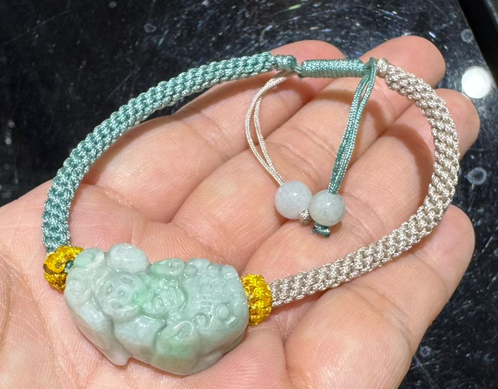 251004 - C59 緬甸A貨翡翠飄花蘋果綠貔貅雙色編織手繩