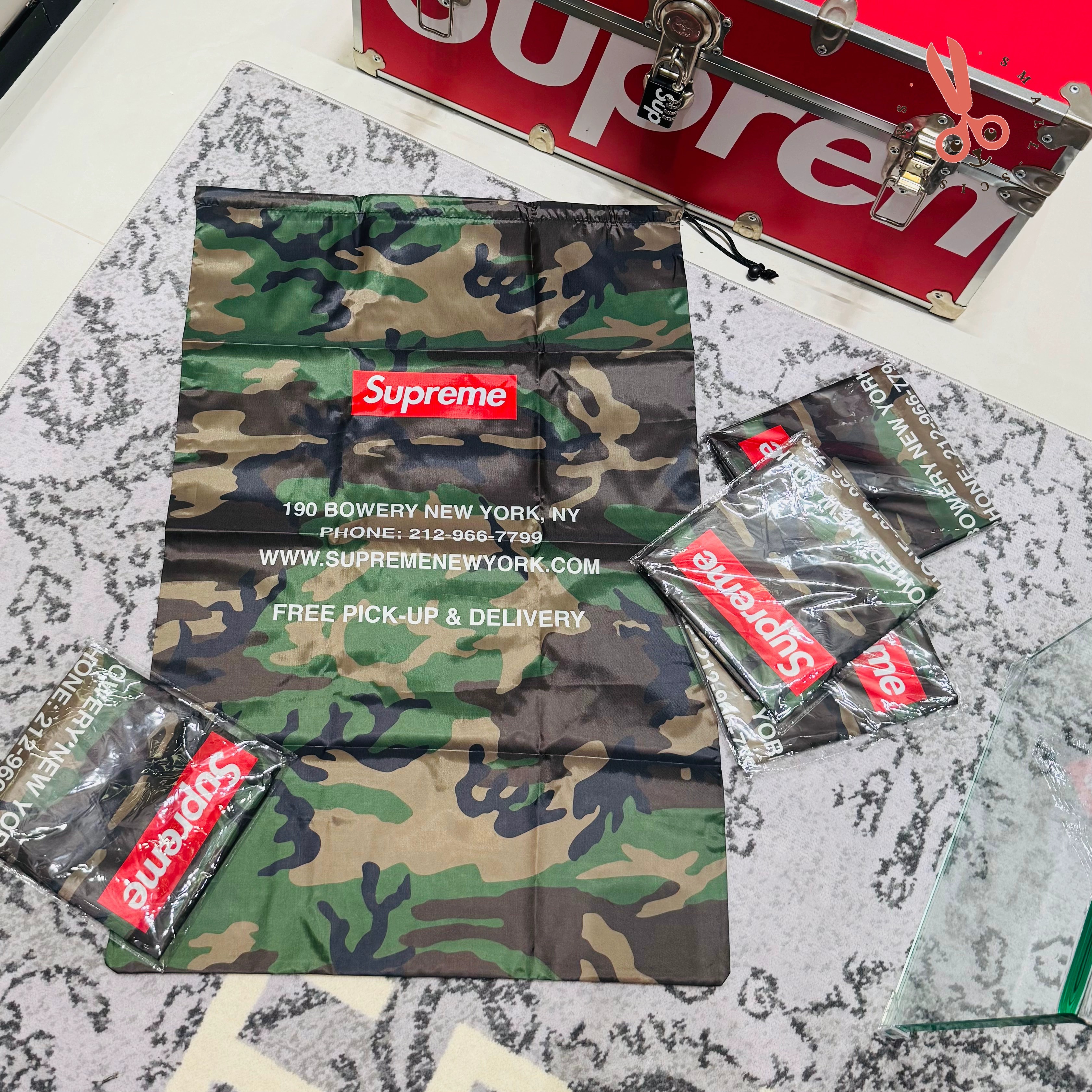 Supreme FW25  Laundry Drawstring Bag 洗衣袋 季節性迷彩收納袋、多用途包