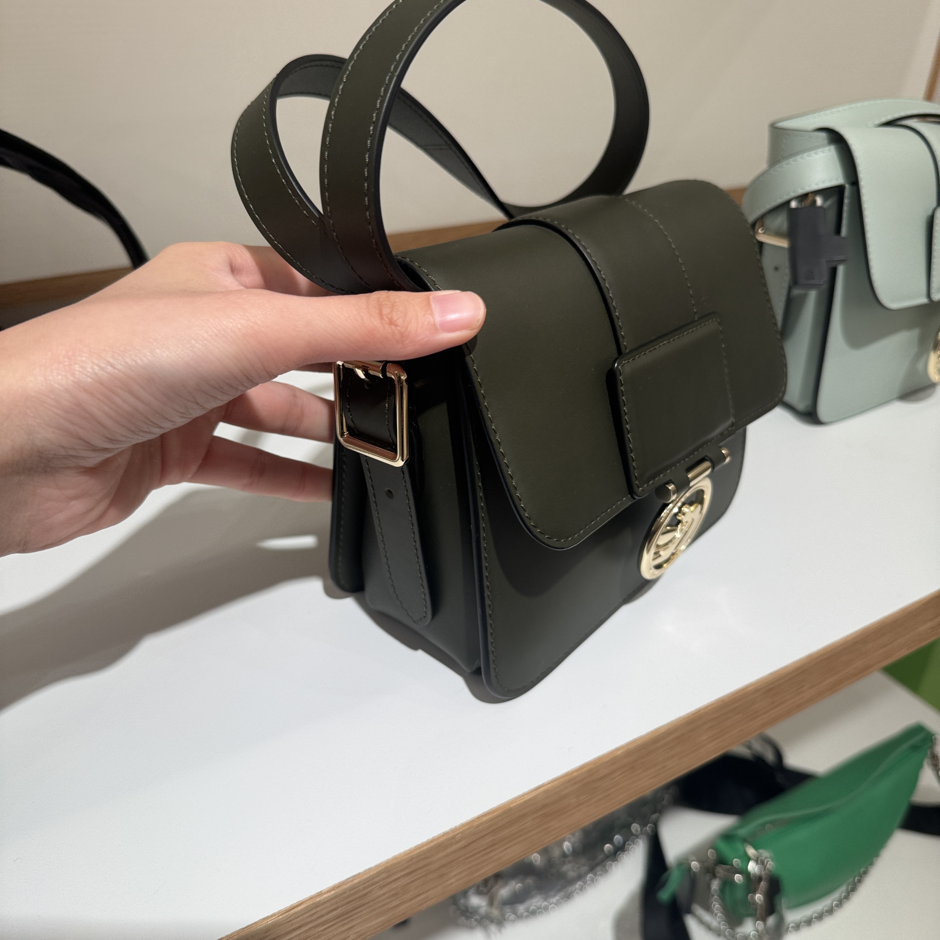 Longchamp HAU Smooth leather cubic crossbody bag olive green 10174