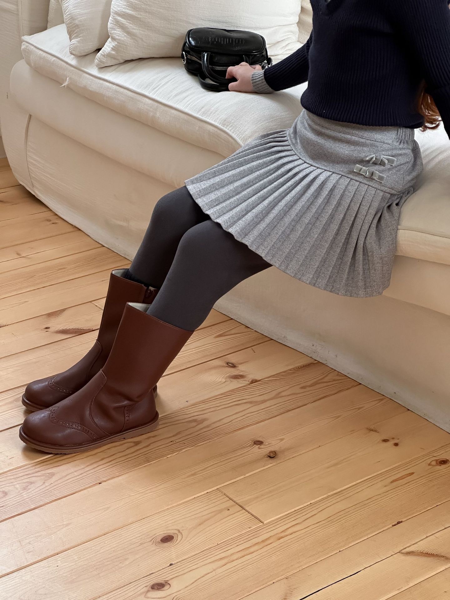 毛呢百褶學生裙