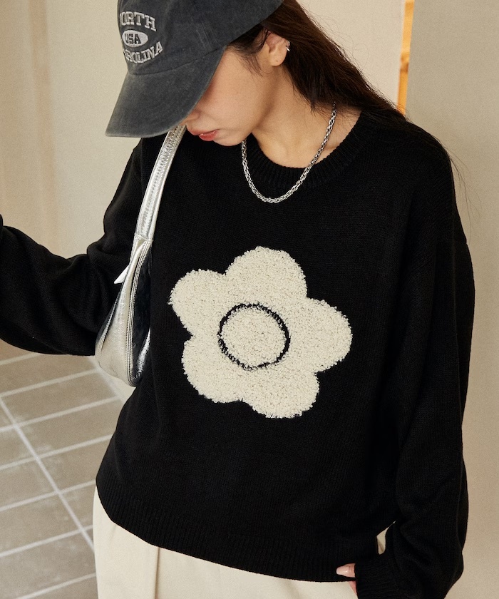 MARY QUANT / Sagara Flower Motif Art Jacquard Knit Limited products