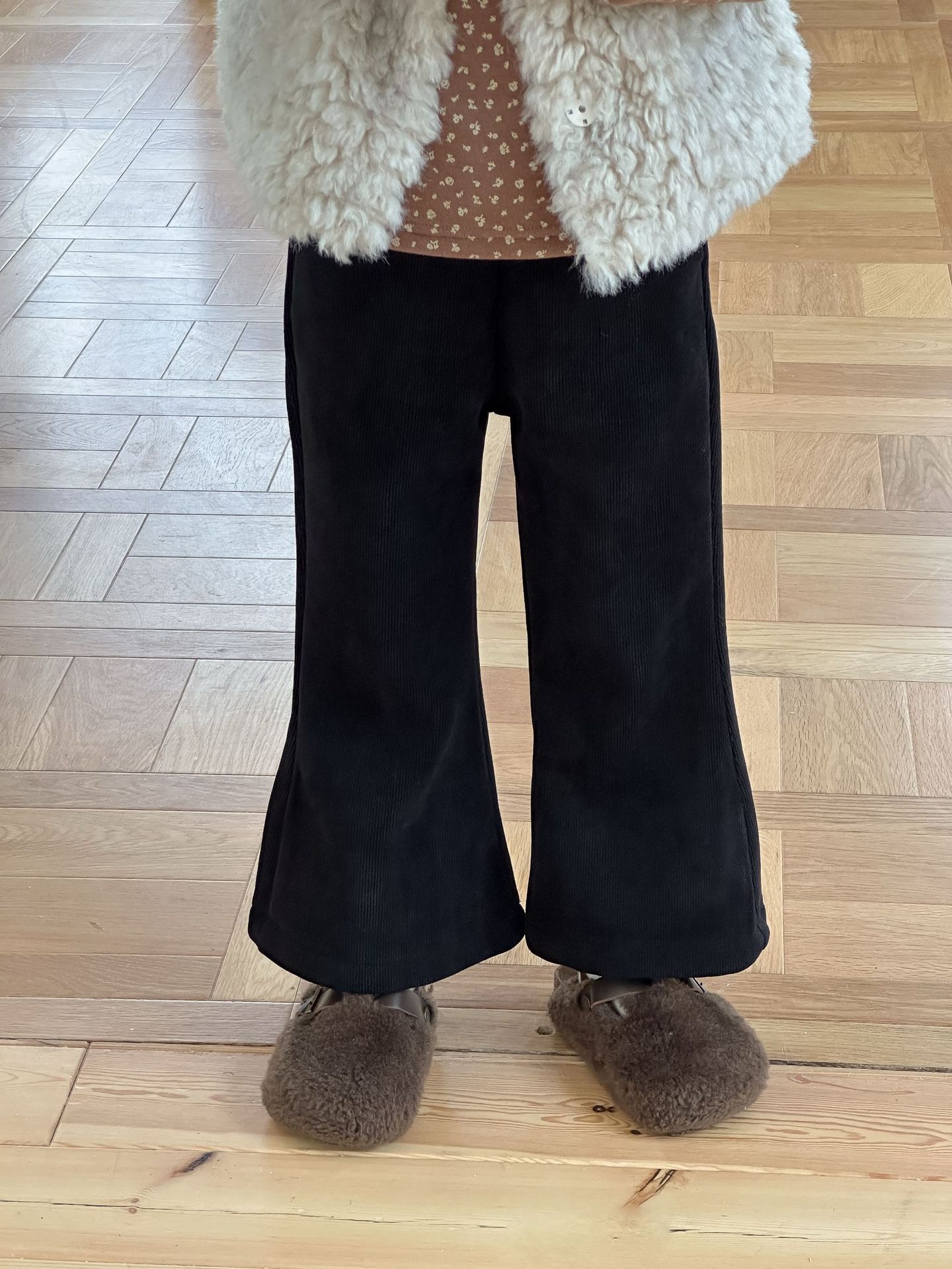 三色保暖一體絨喇叭褲