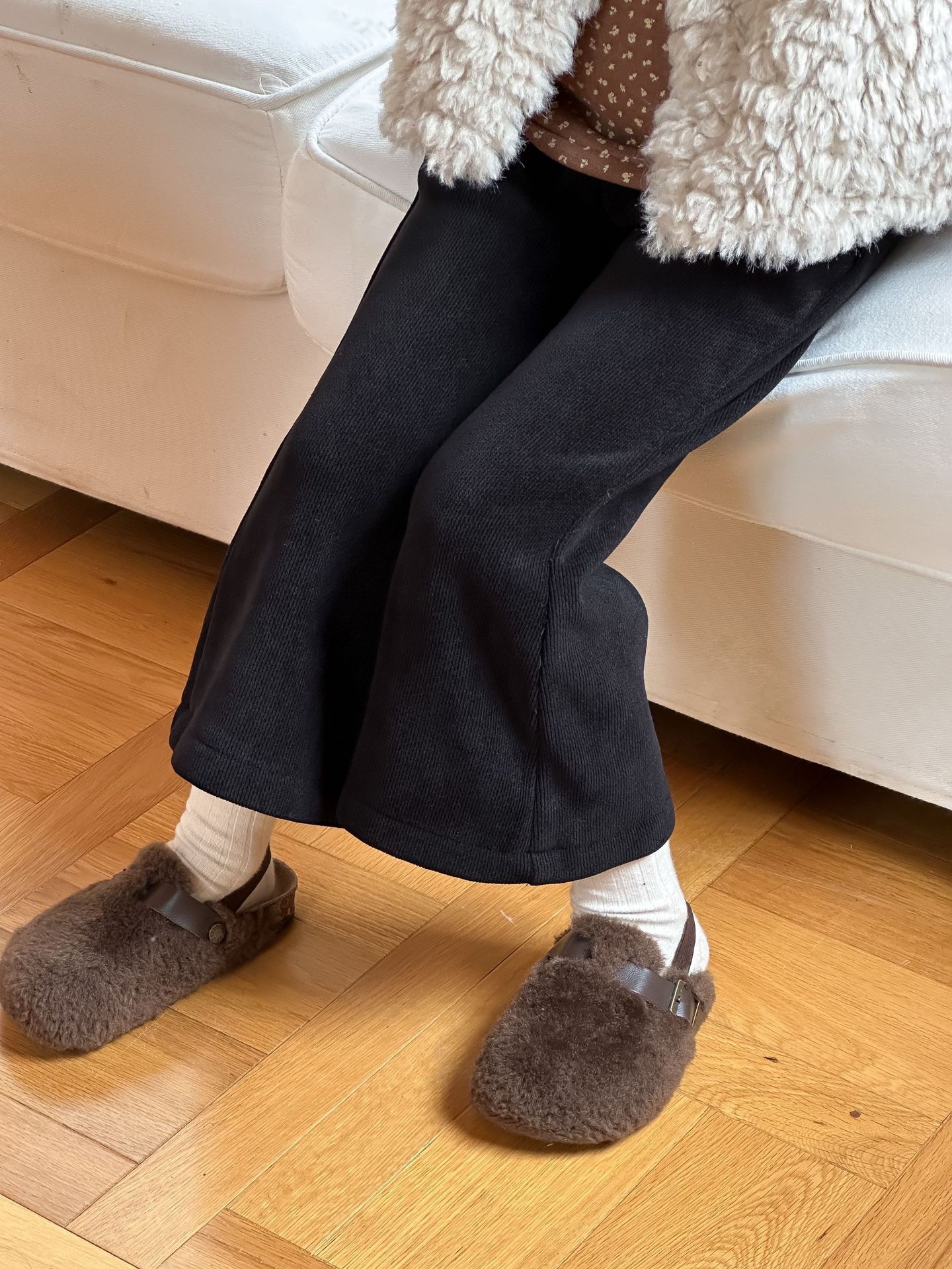 三色保暖一體絨喇叭褲