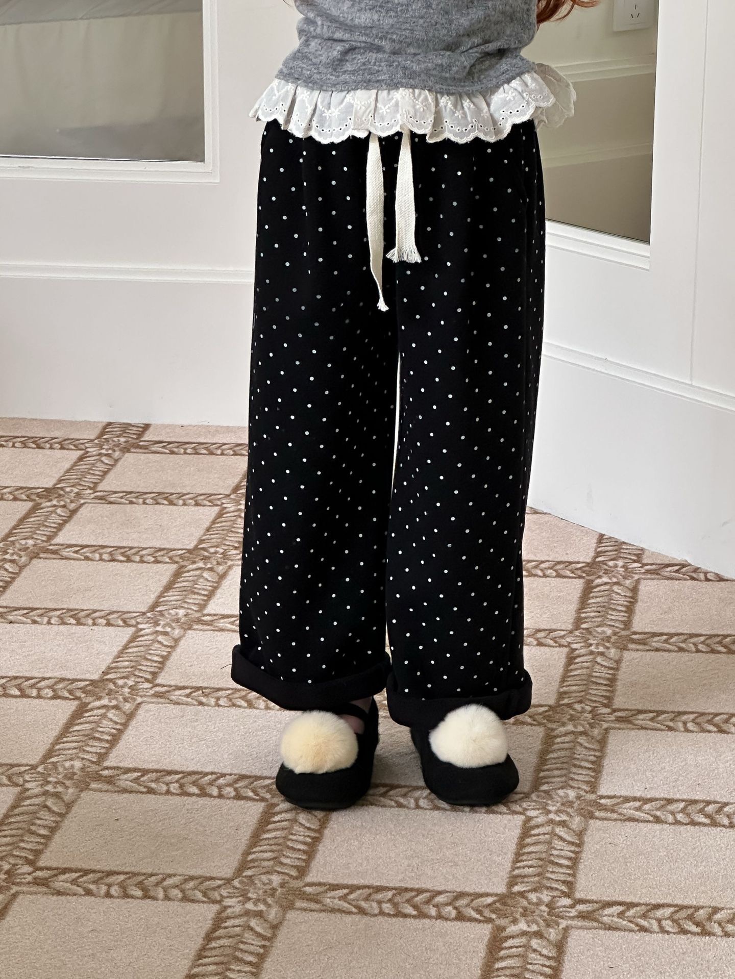 兩色保暖一體絨捲邊直筒運動褲