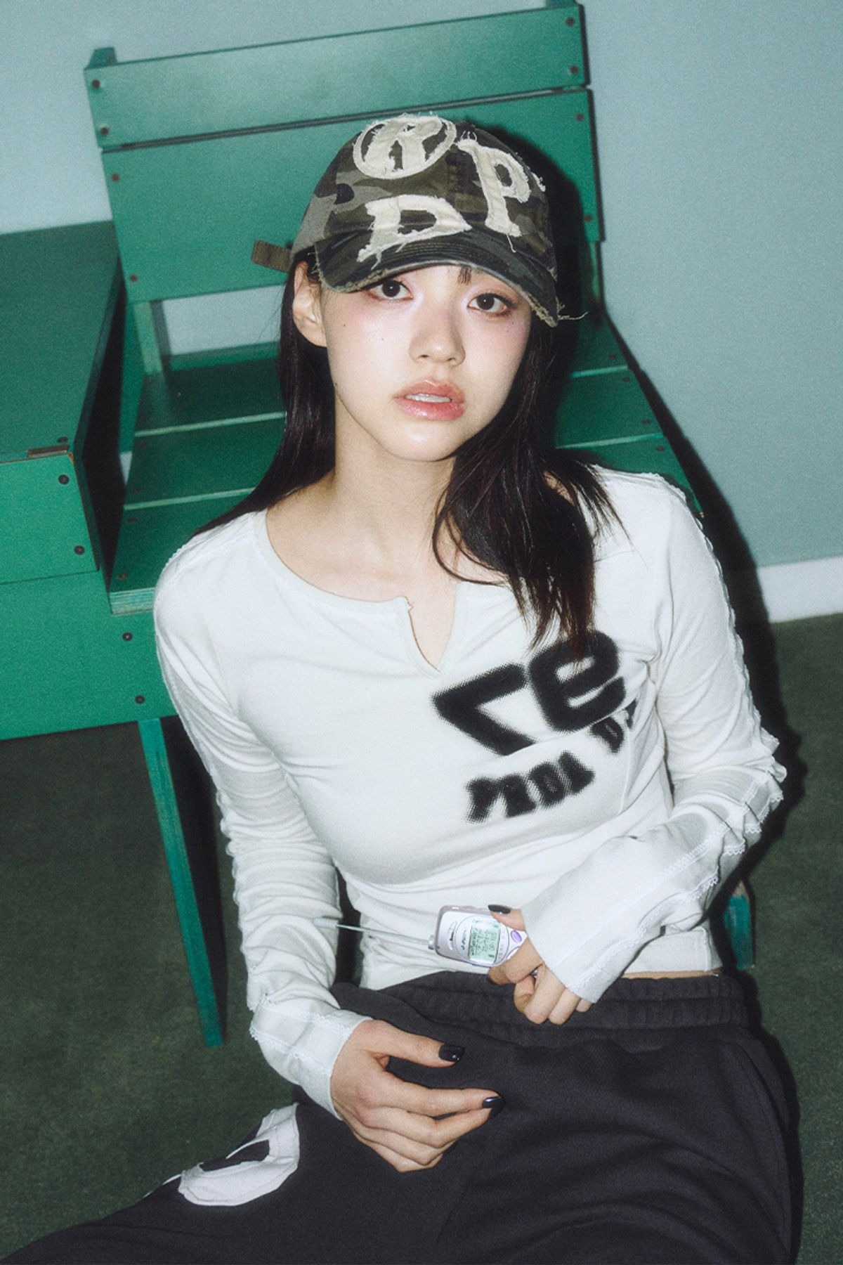 PRENDA LACE NECK BUTTON LONG SLEEVE