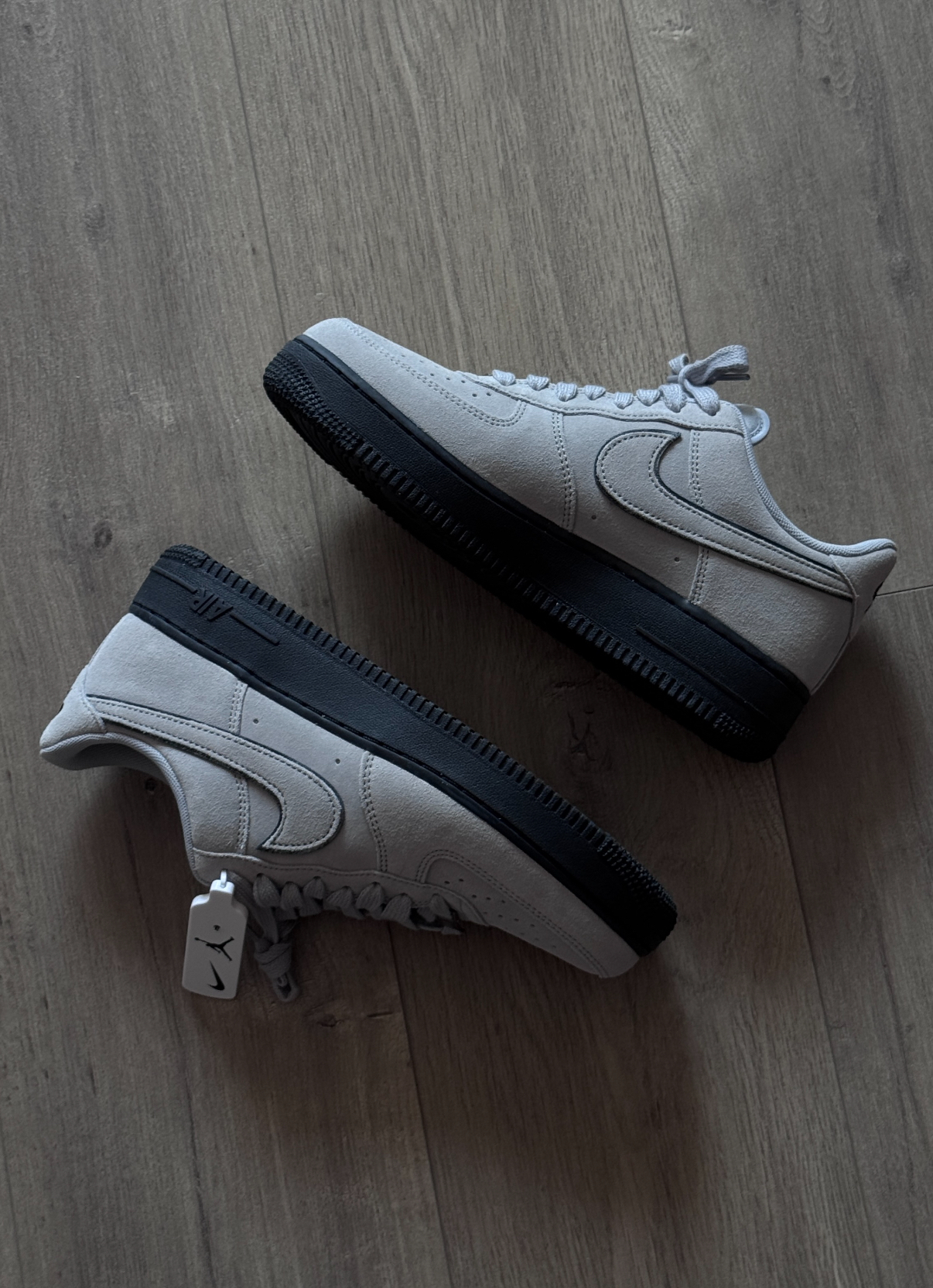 Nike Air Force 1 AF1 羊毛灰 灰色 麂皮 復古 黑底 板鞋 HQ1966-001/預購