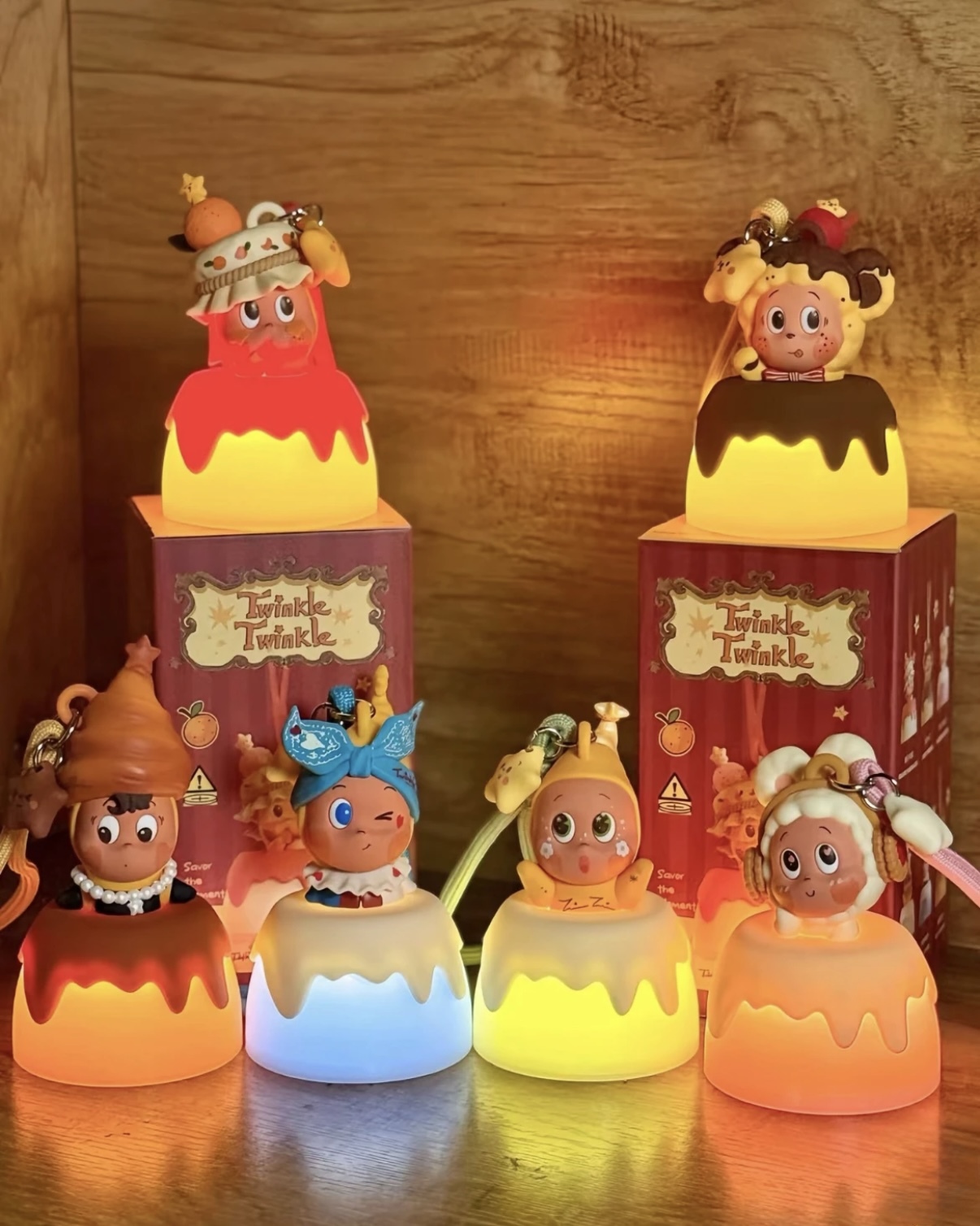 POP MART 泡泡瑪特星星人美味時刻系列 小夜燈掛件盲盒