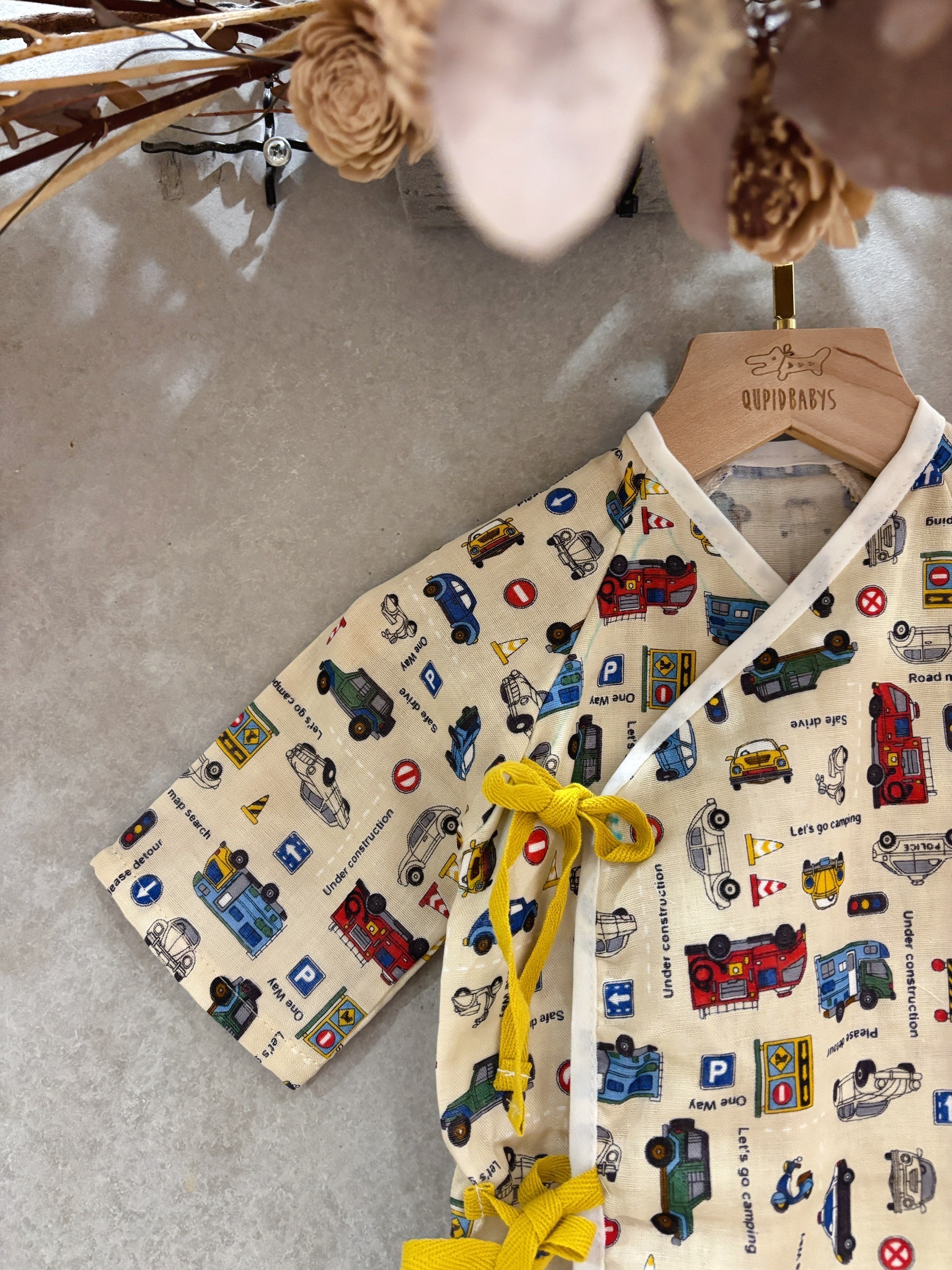 卡其小車車 新生兒紗布衣