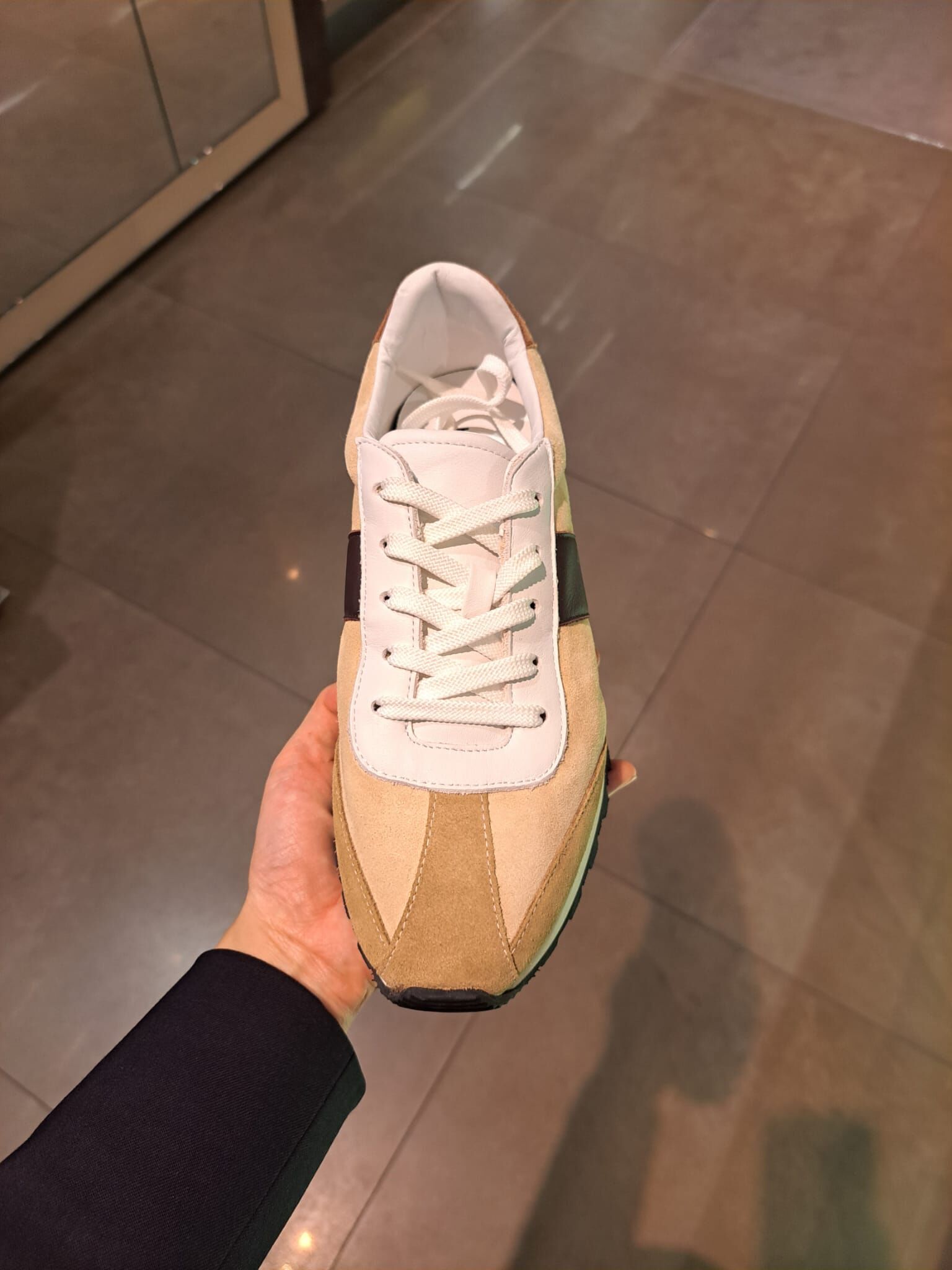 Tods Hogan shoes H671 Allacciato Suede Sneakers Camel and Brown