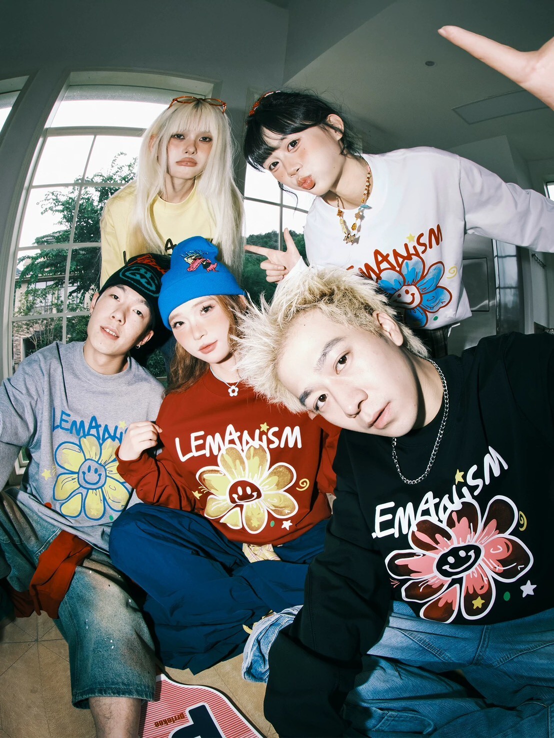 LEMANISM 美式塗鴉 笑臉小花 衛衣