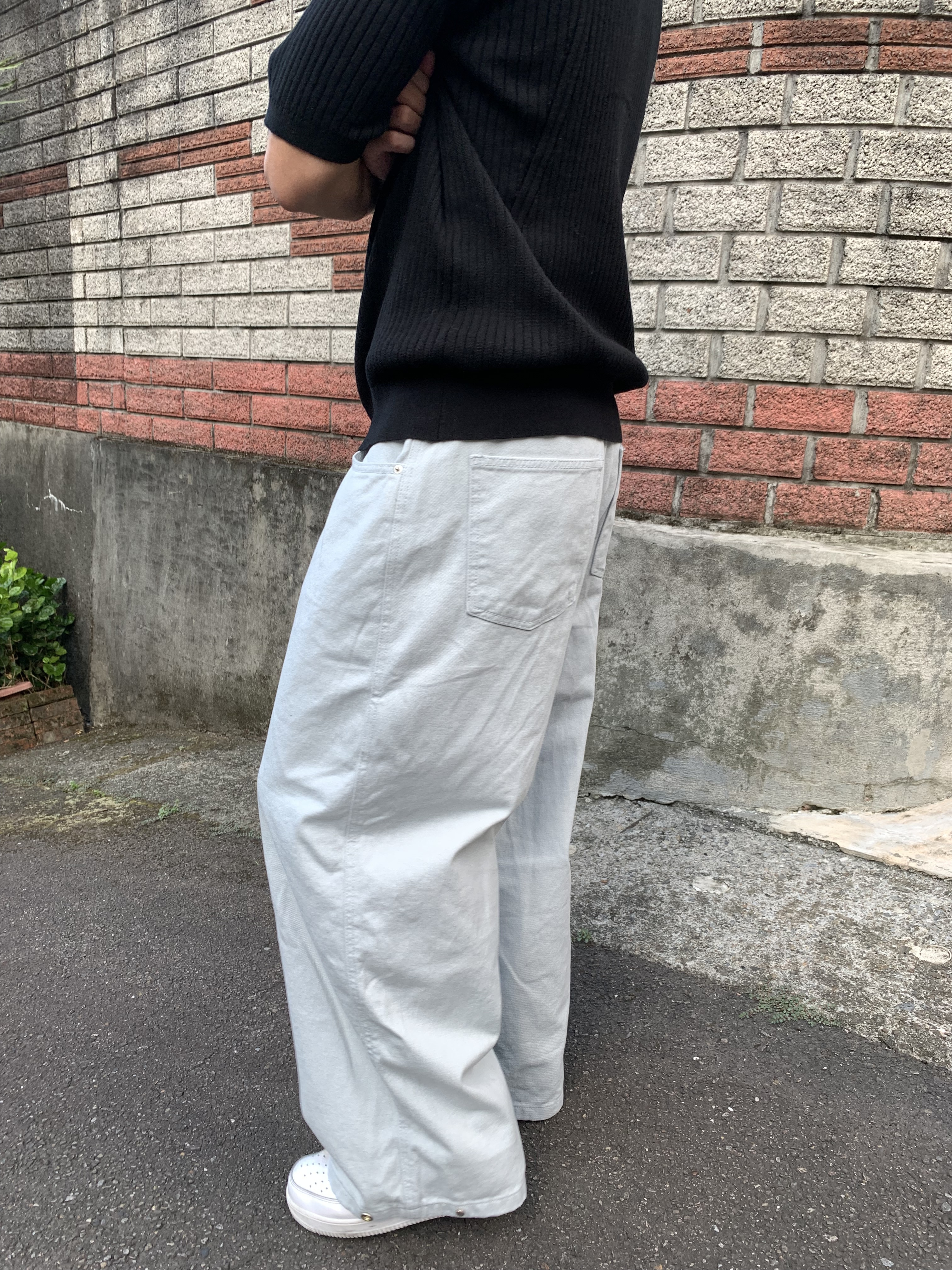 鈕扣 造形 寬鬆 百搭 牛仔褲