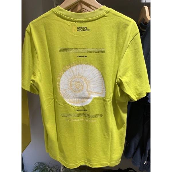 National Geographic 國家地理 古代生物系列短袖｜鸚鵡螺 菊石設計