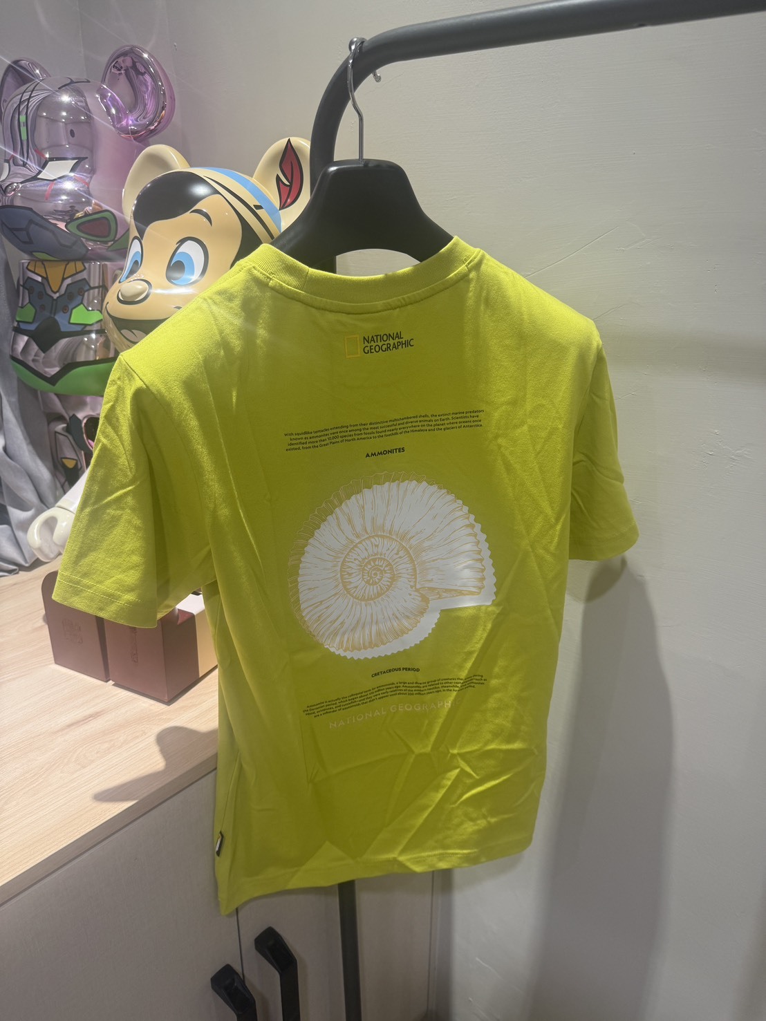 National Geographic 國家地理 古代生物系列短袖｜鸚鵡螺 菊石設計