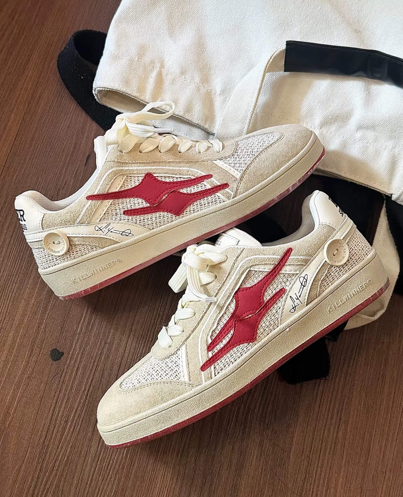 KILLWINNER SHOOTING STAR 張員瑛同款德訓鞋 米白紅