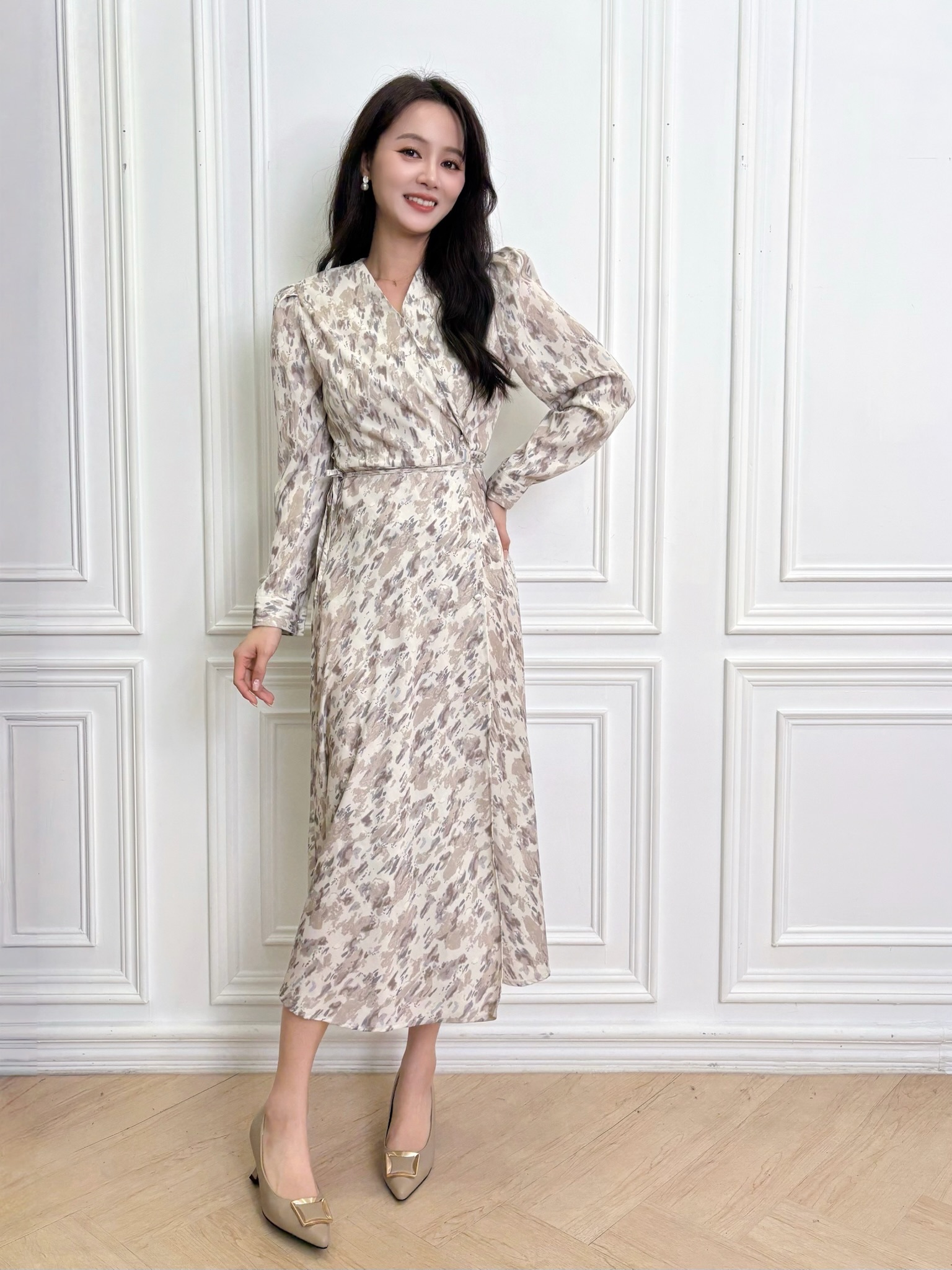 暈染側釦無領長洋