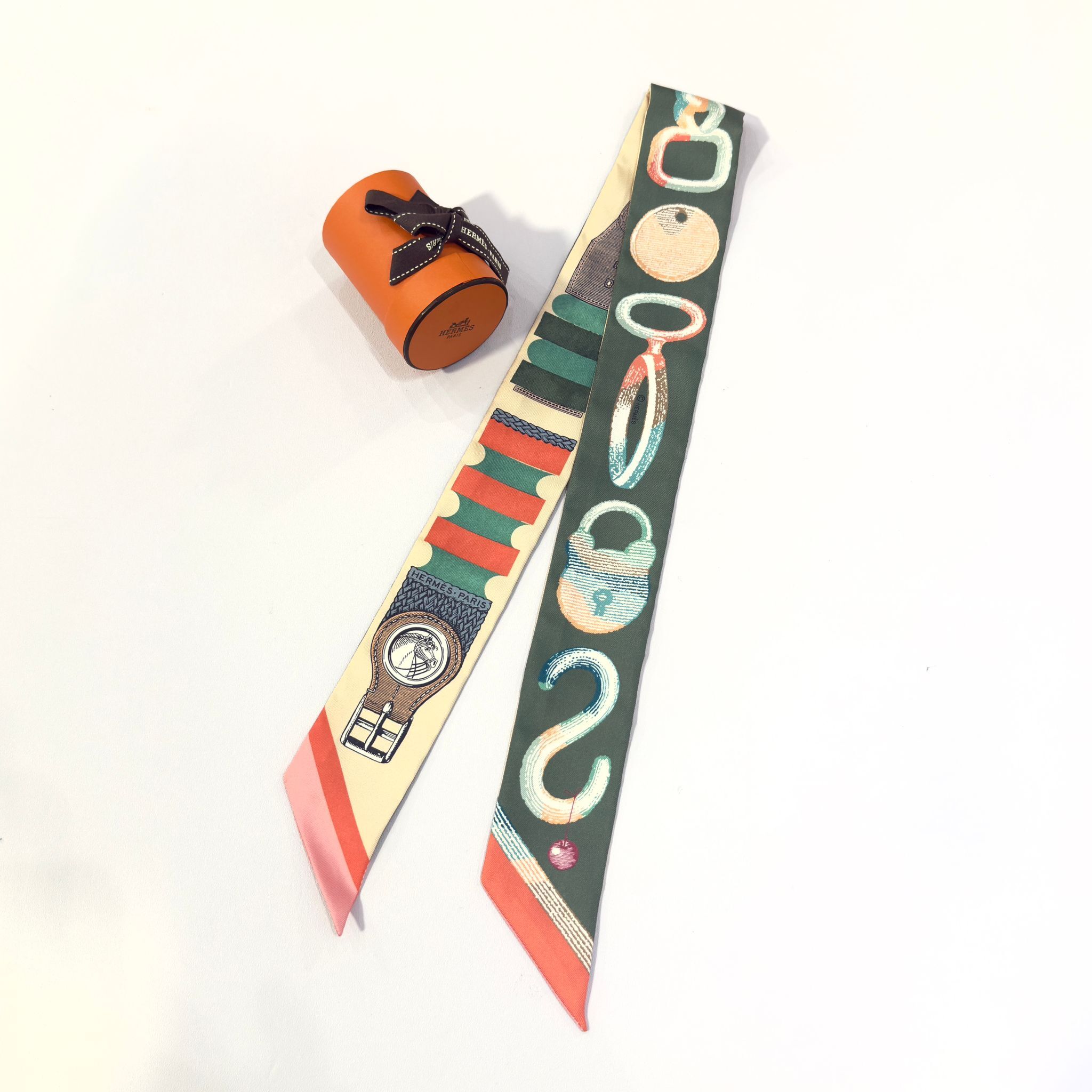 全新HERMES TWILLY H064288S 02 粉色皮帶圖案 綠色/橙色INVENTAIRE POETIQUE DE BRIDES A BLOC #BRAND NEW #香榭站正品