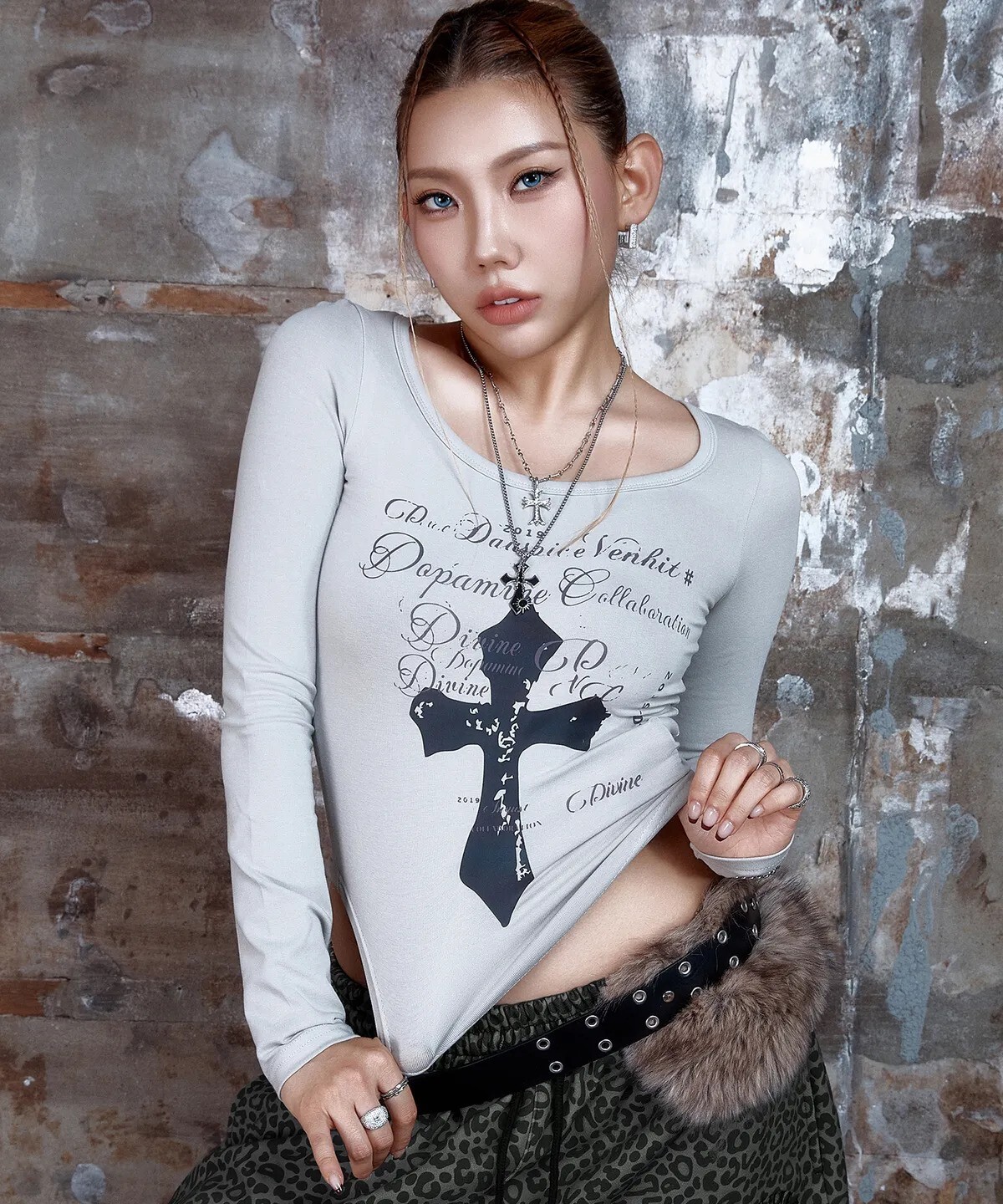 venhit - crop slim fit long sleeved (gray)