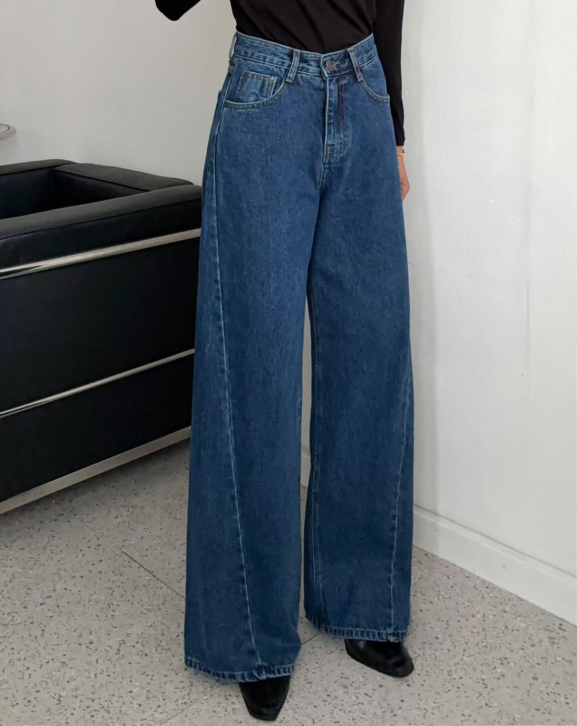 323斜切線牛仔寬長褲