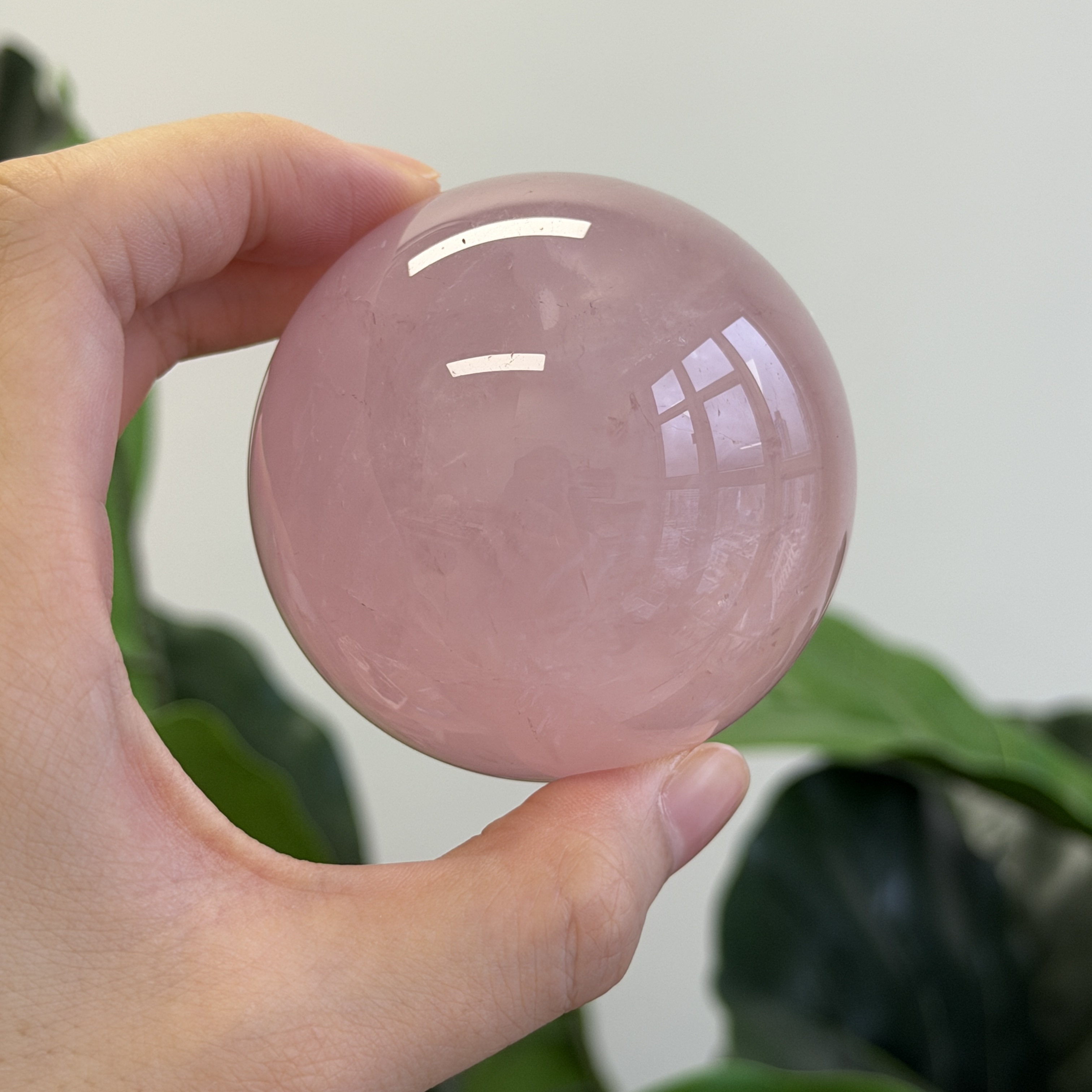 高級數粉晶球 6.2cm MP1697