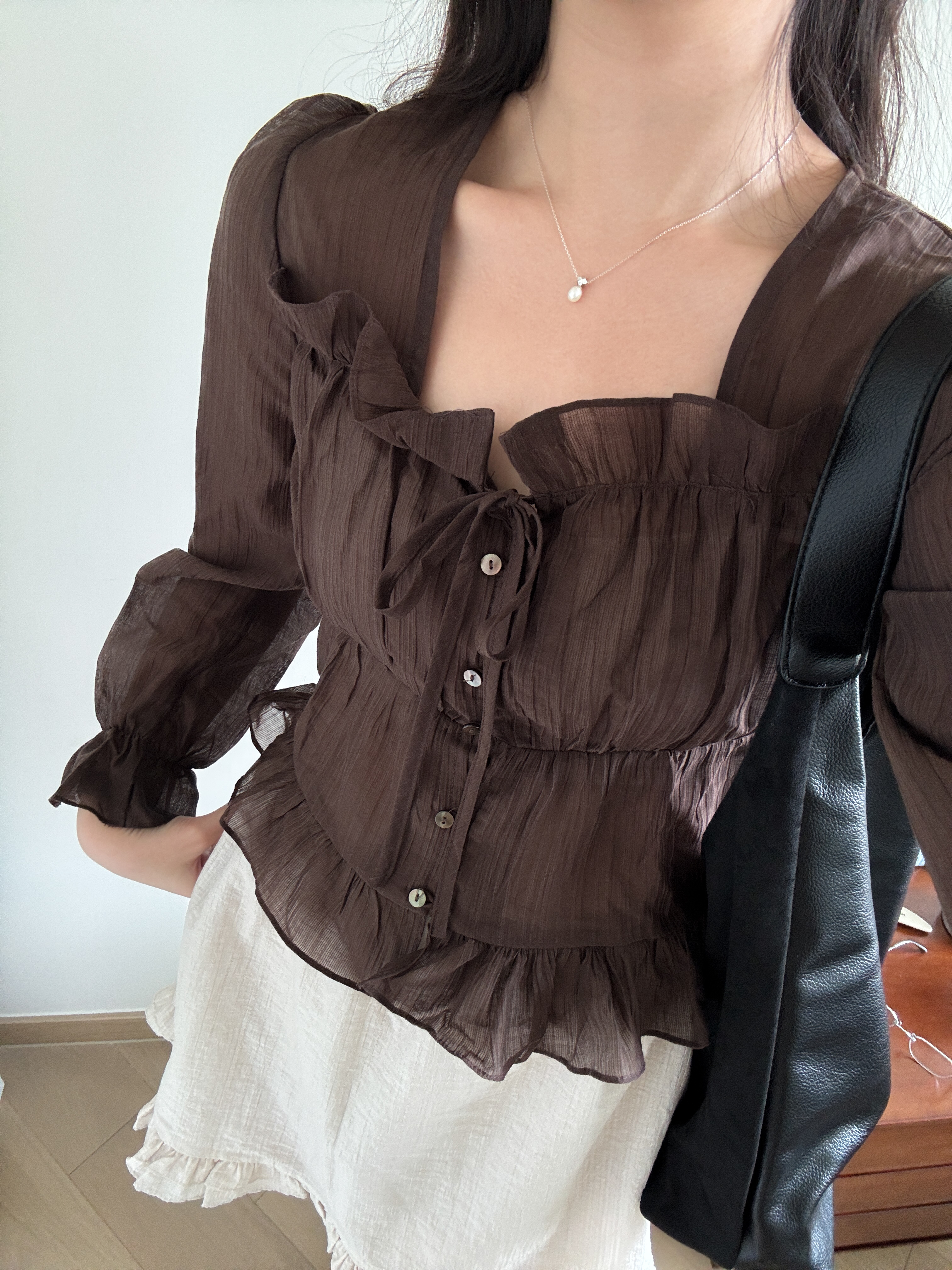 氣質ONNI的方領雪紡blouse～