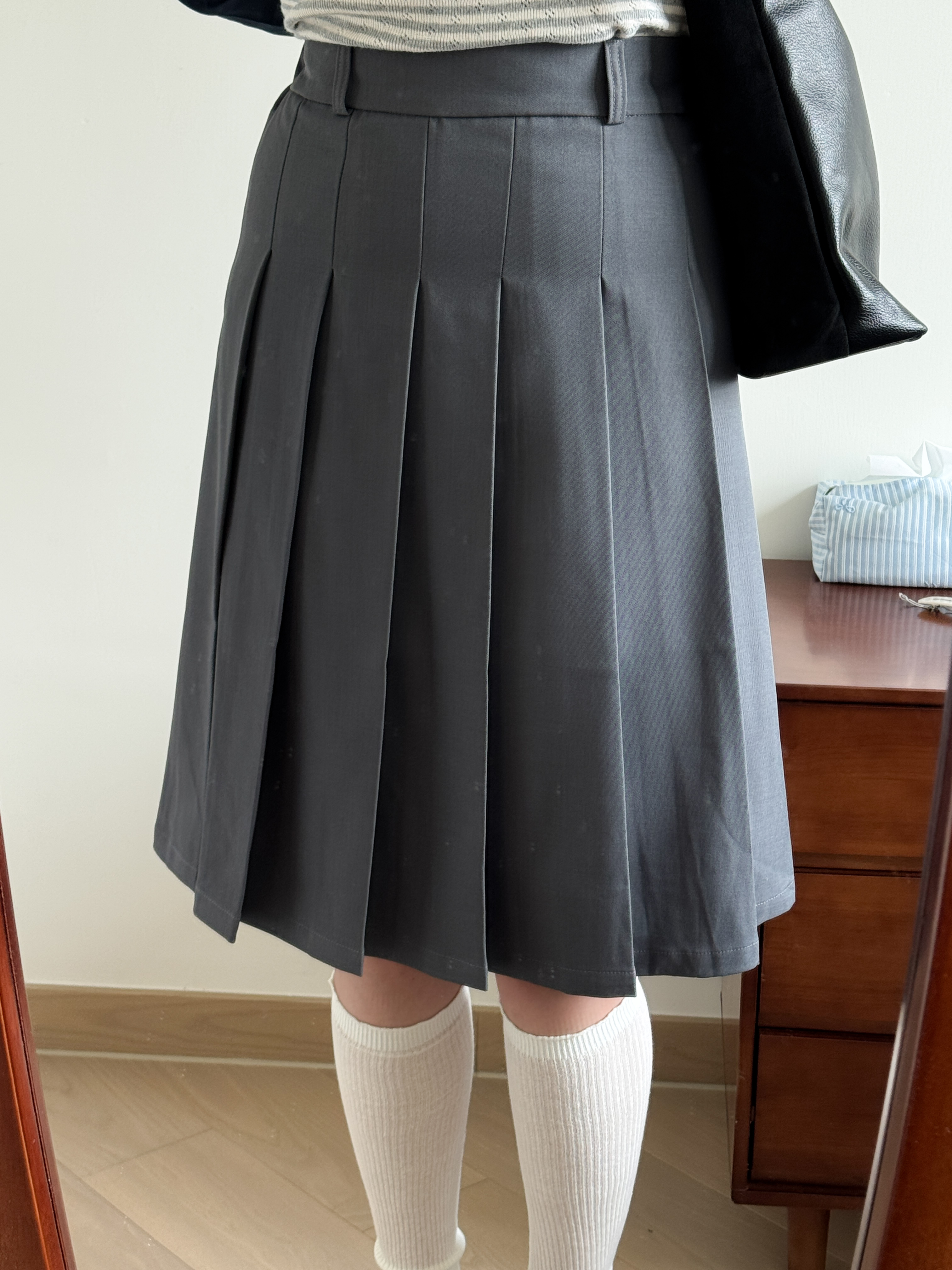 法式女孩的百摺中長裙