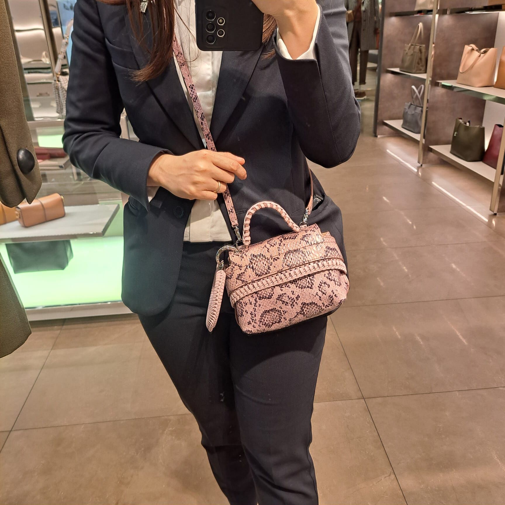 Tods Bag AMR P.Ogget Tophandle Python bag pink