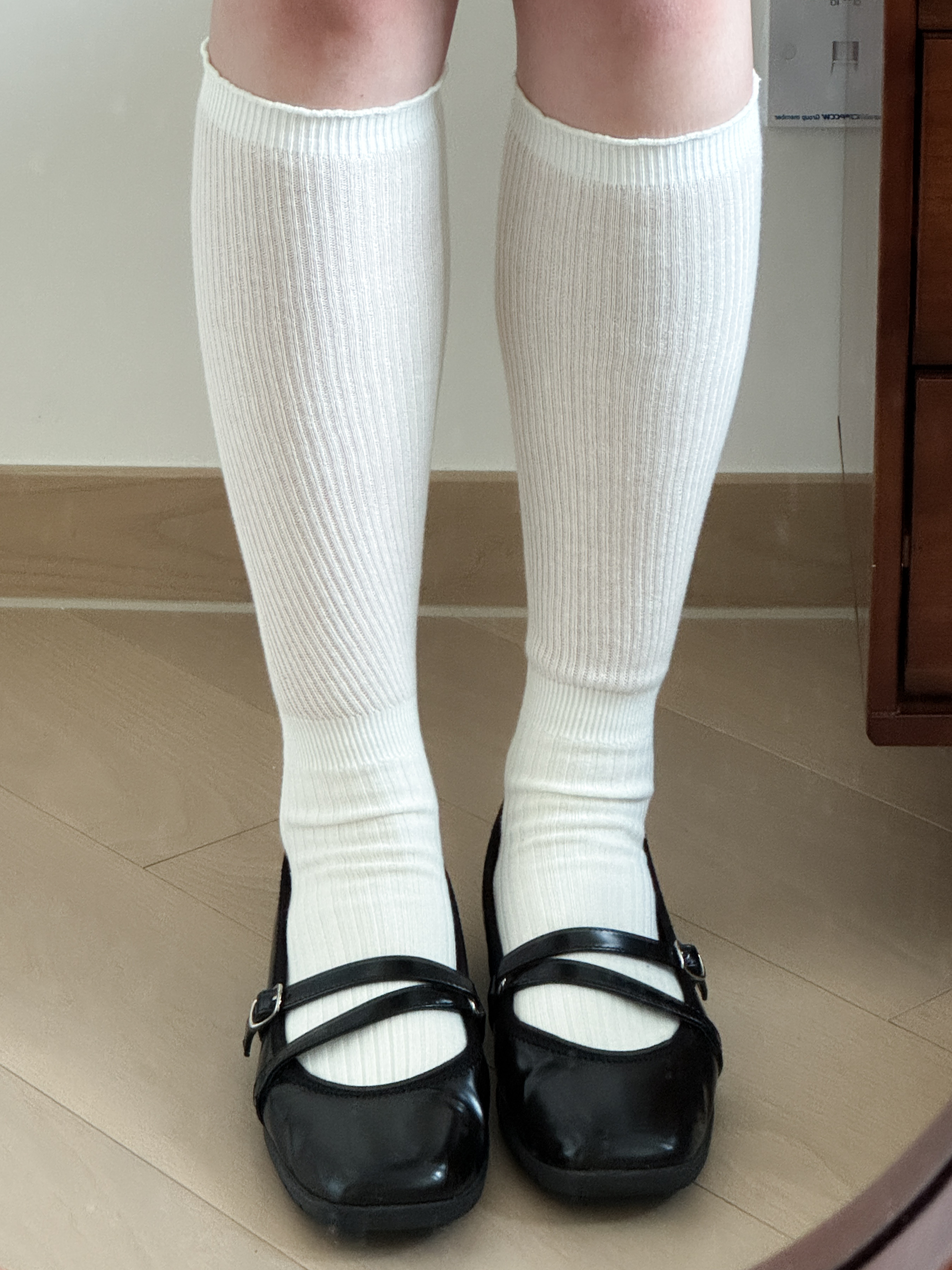 秋天的捲捲邊長襪～（不會變肥腿！）