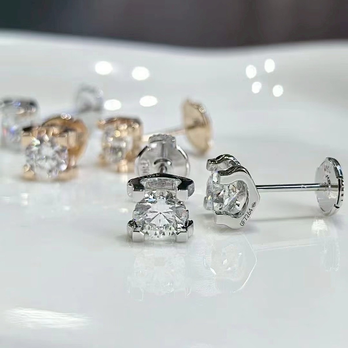 18k ct”30分牛頭水鑽”personalized高奢定製耳釘