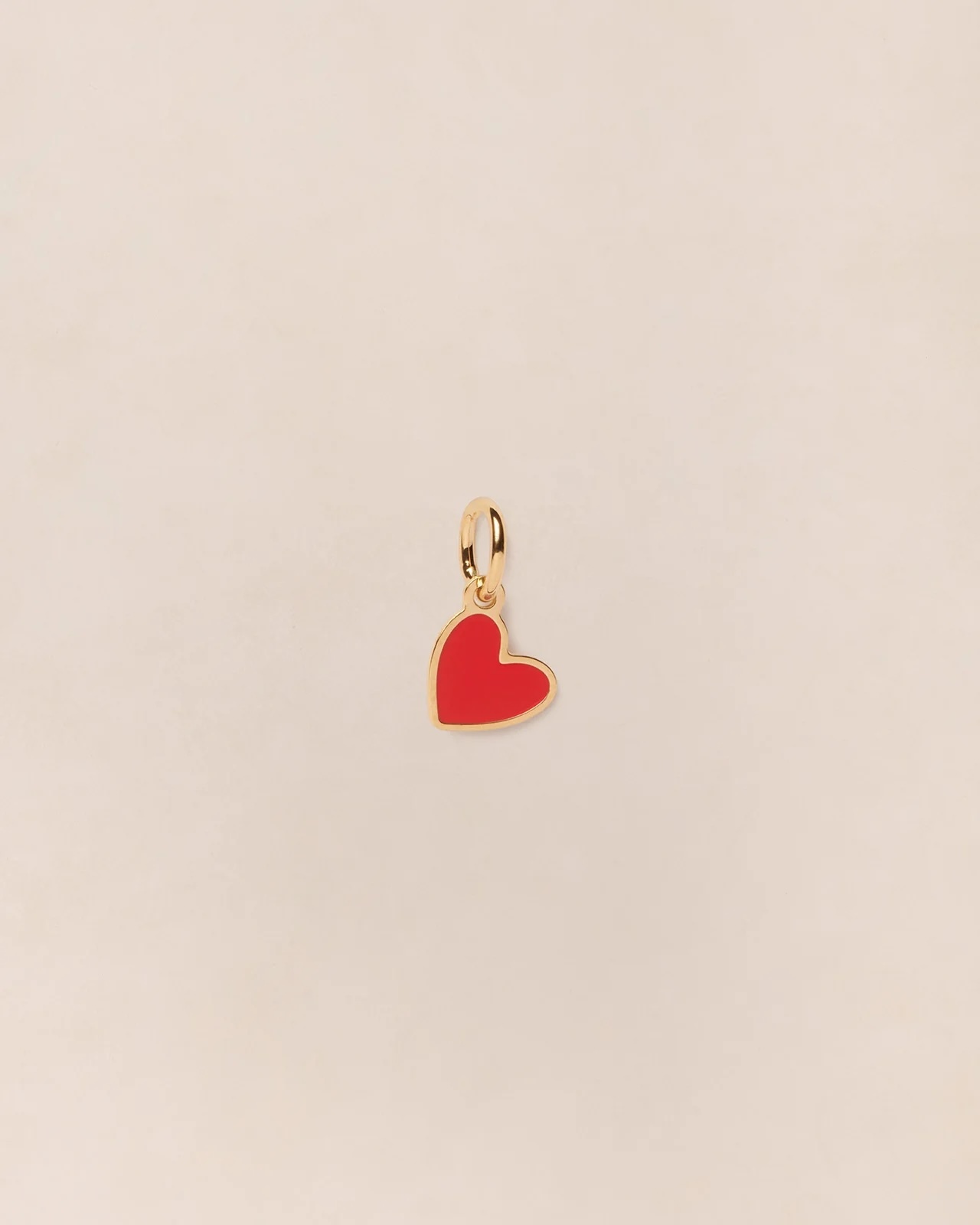 Manon Small Red Heart Medal — 24K Gold-Plated, 7mm | émoi émoi