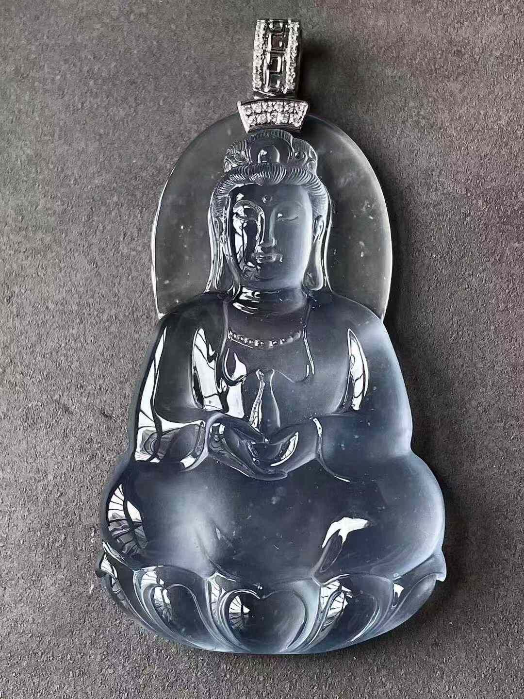 9245566 翡翠玻璃種觀音吊墜