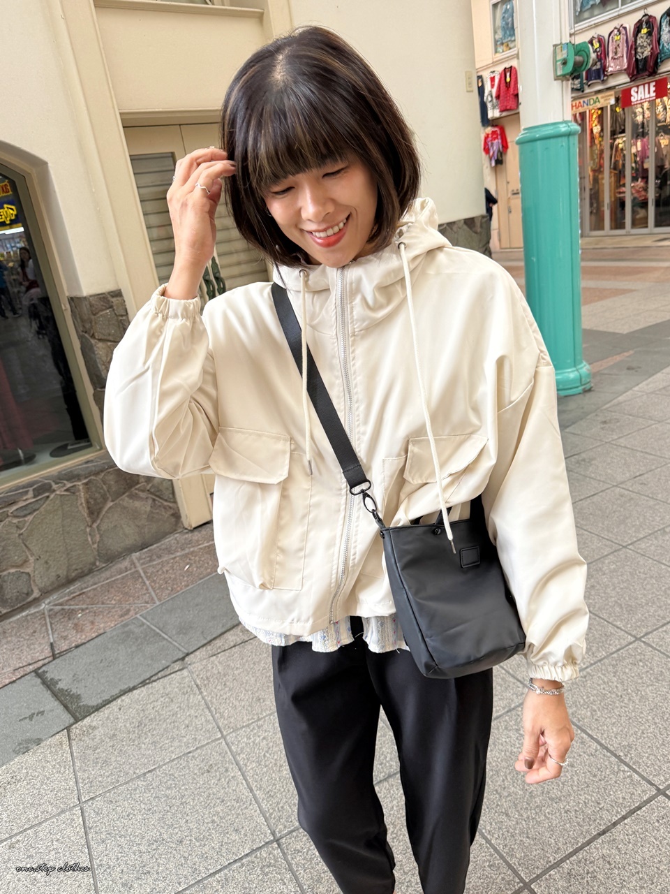 正韓windy休閒連帽口袋隨性外 (米白)