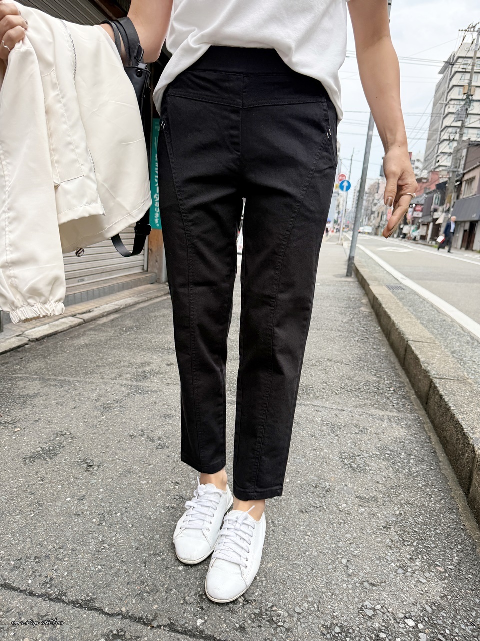 正韓舒適鬆緊車線修身百搭黑褲