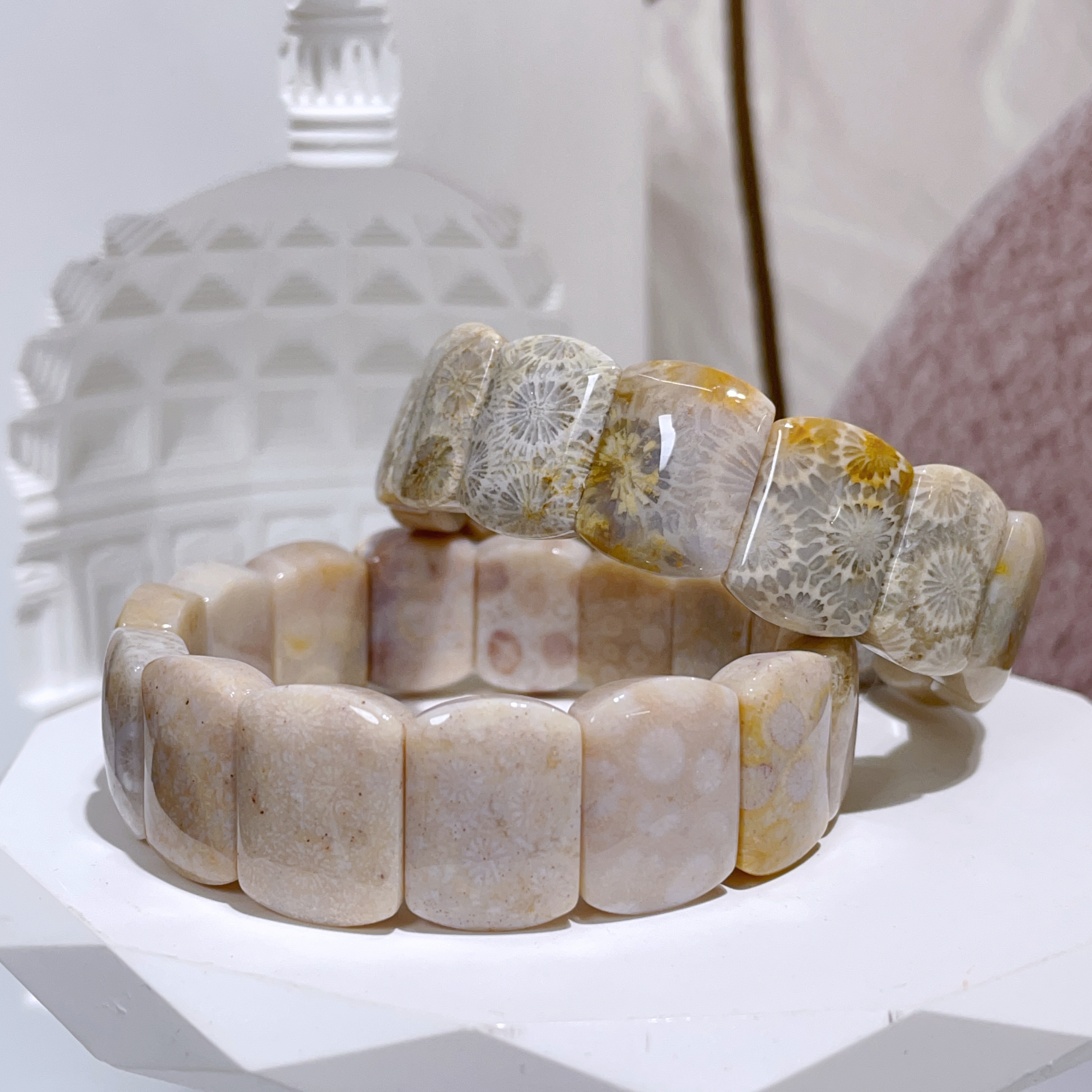 淡粉珊瑚玉手排 18mm